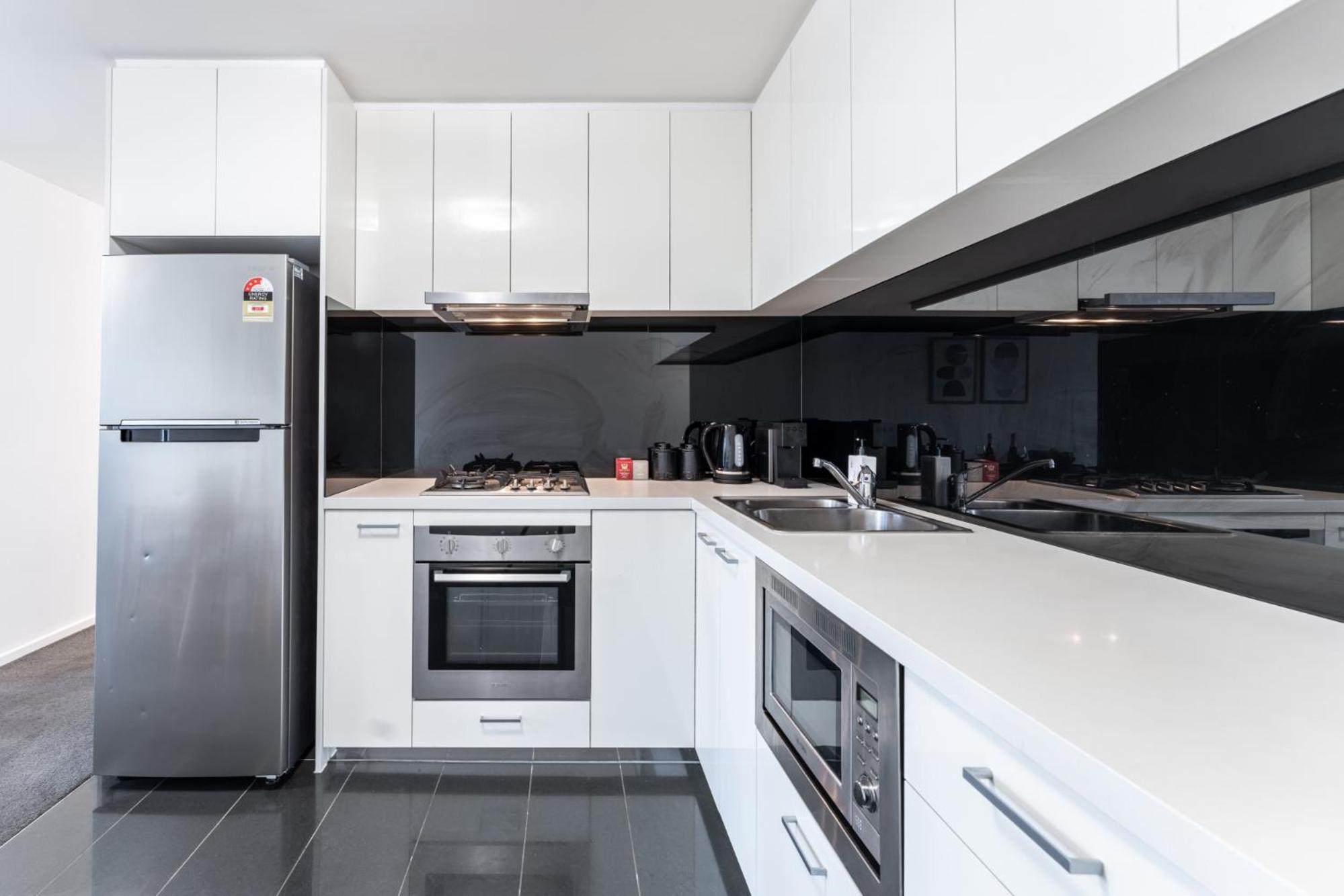 Mega Style Apartments Mainpoint