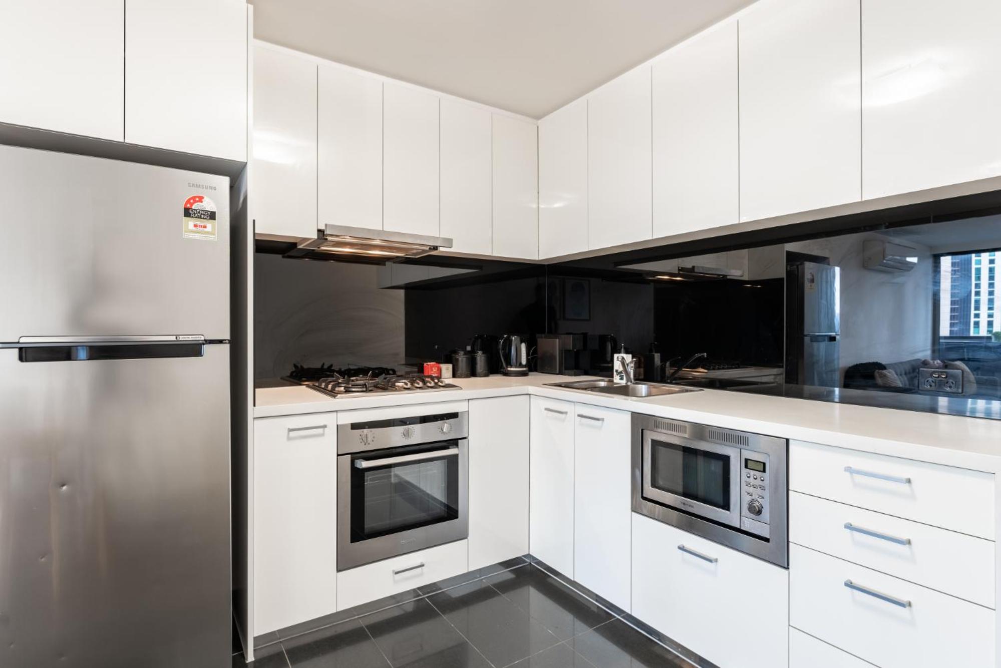 Mega Style Apartments Mainpoint