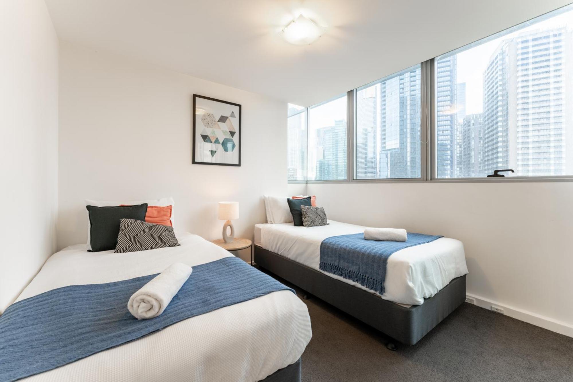Mega Style Apartments Mainpoint