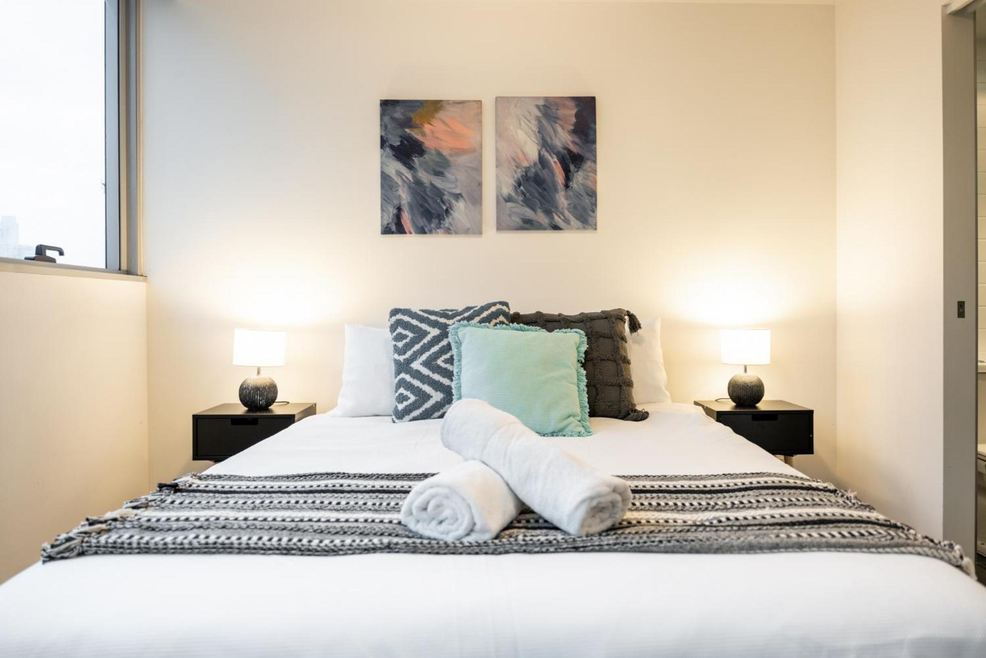 Mega Style Apartments Mainpoint