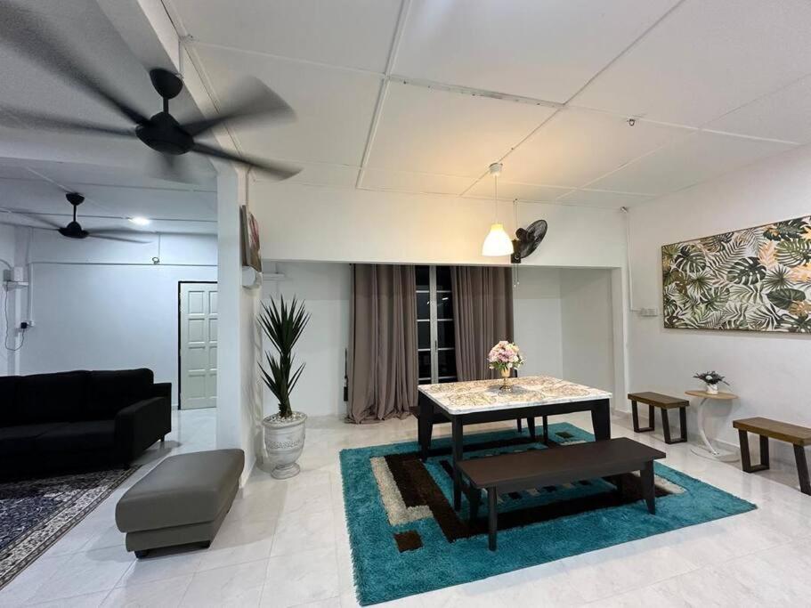 Golf Avenue Homestay Kota Bharu photo 2