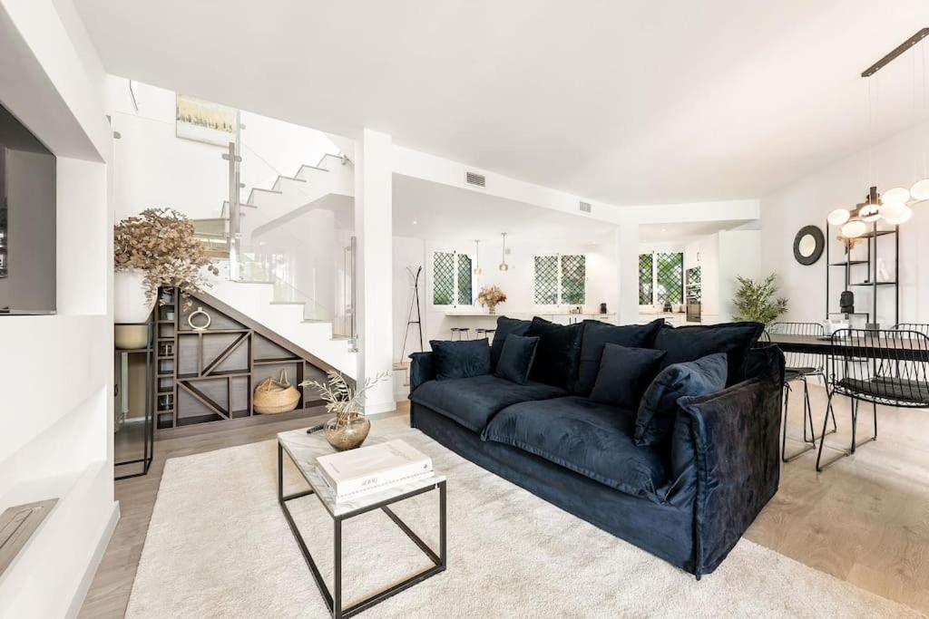 Cozy Townhouse with Rooftop Terrace and Pool photo 2