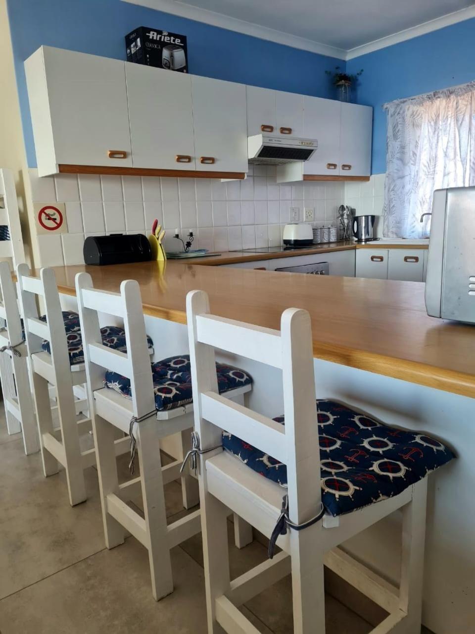 Point Village Accommodation - Galathea 6 view 4