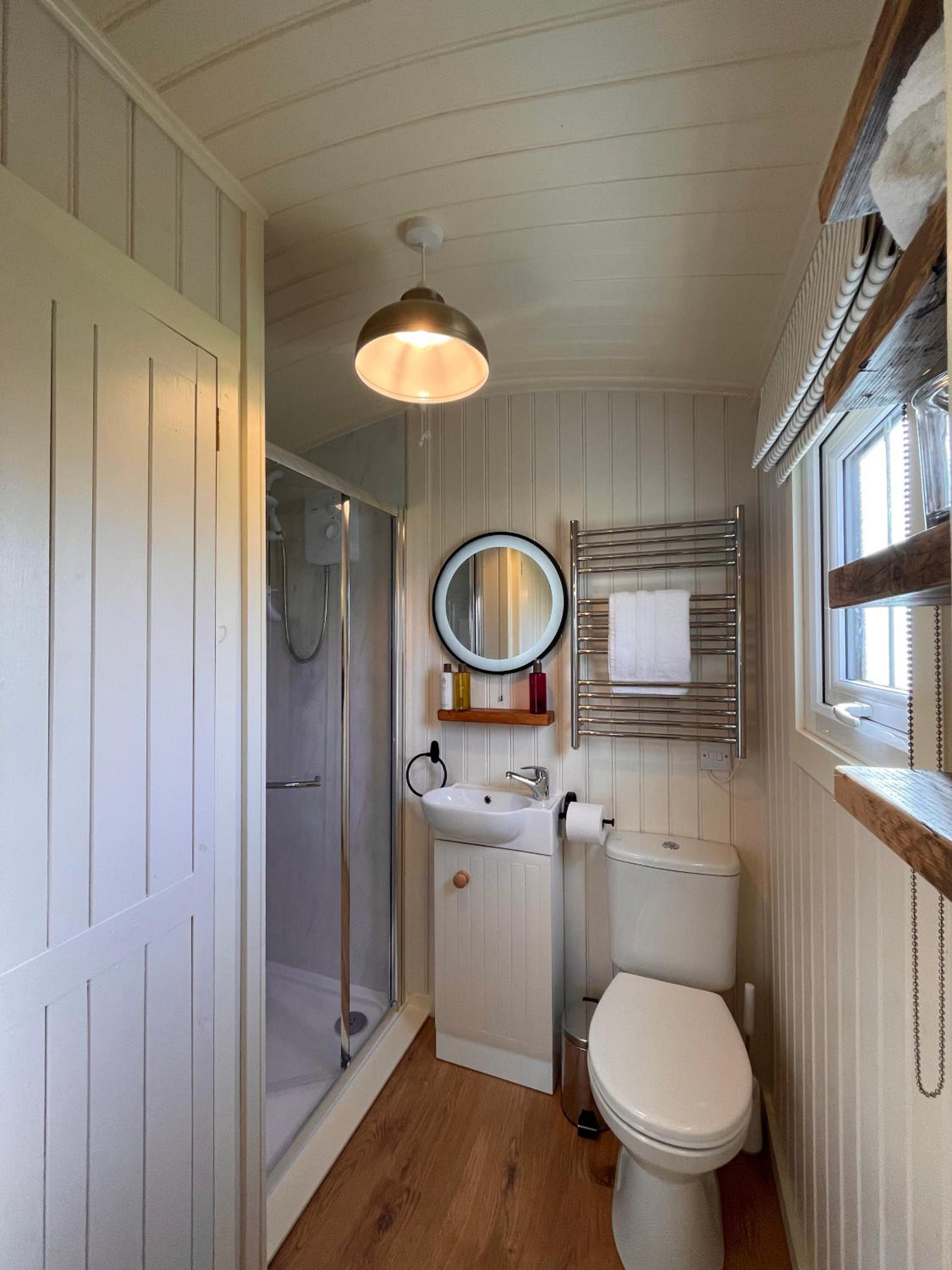 Ardmore Shepherd's Hut view 4