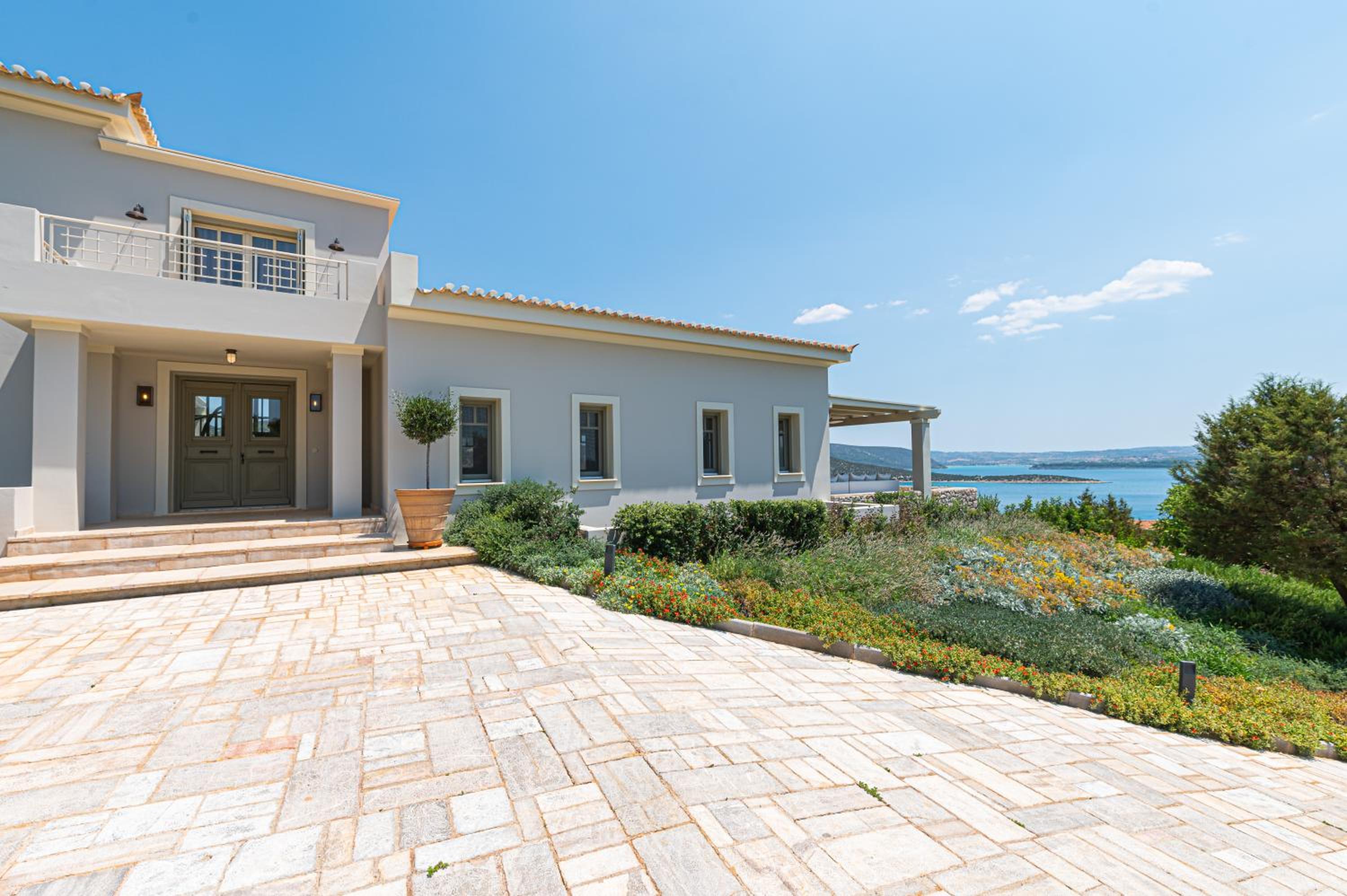 Salanti Hillcrest
