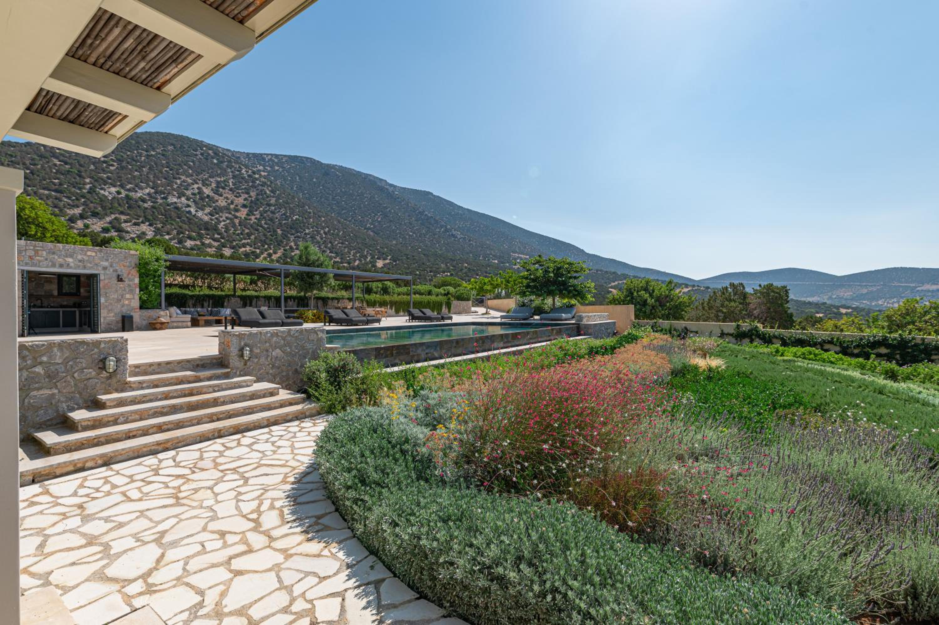 Salanti Hillcrest