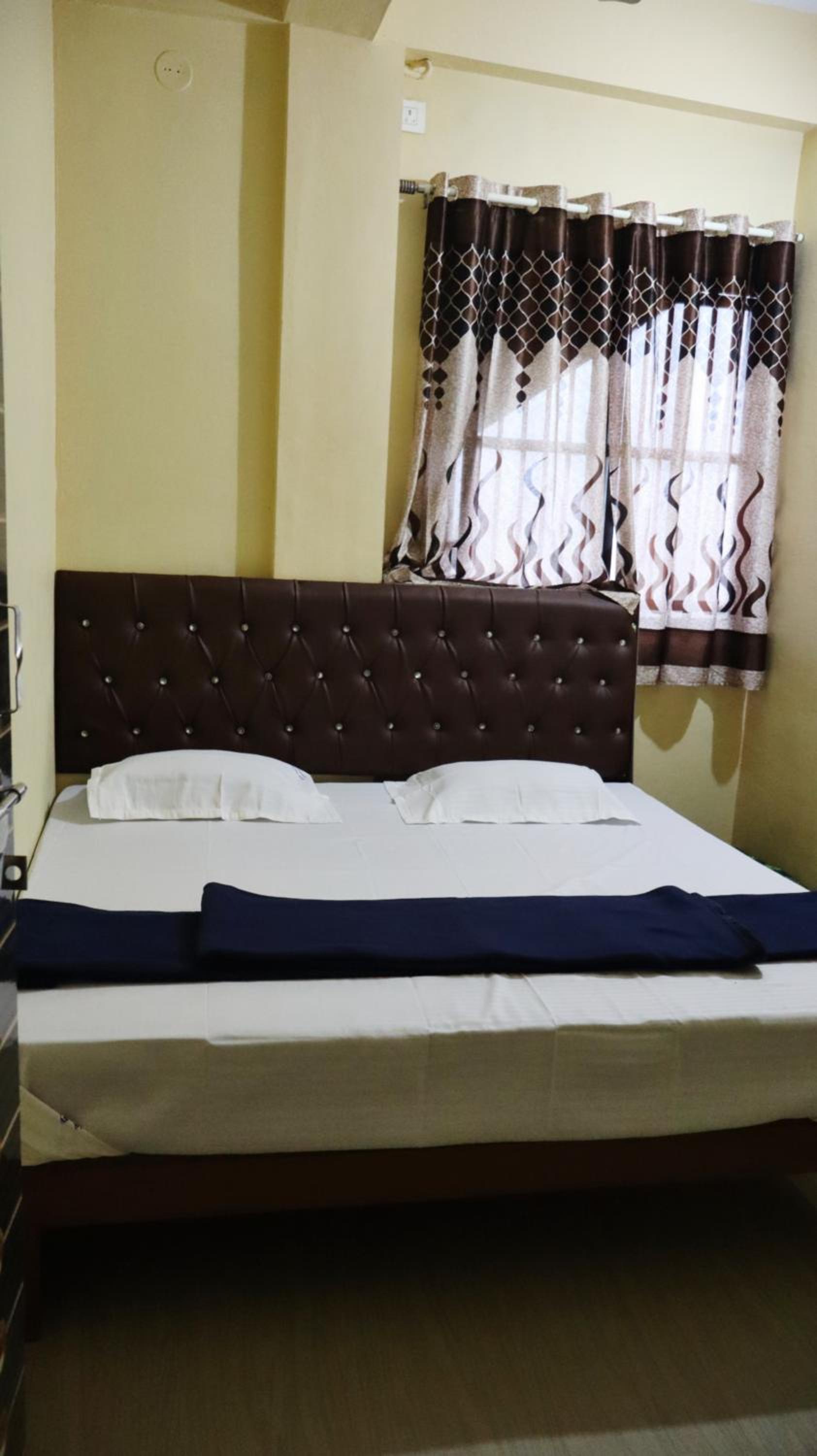 Family homestay murdeshwar view 3