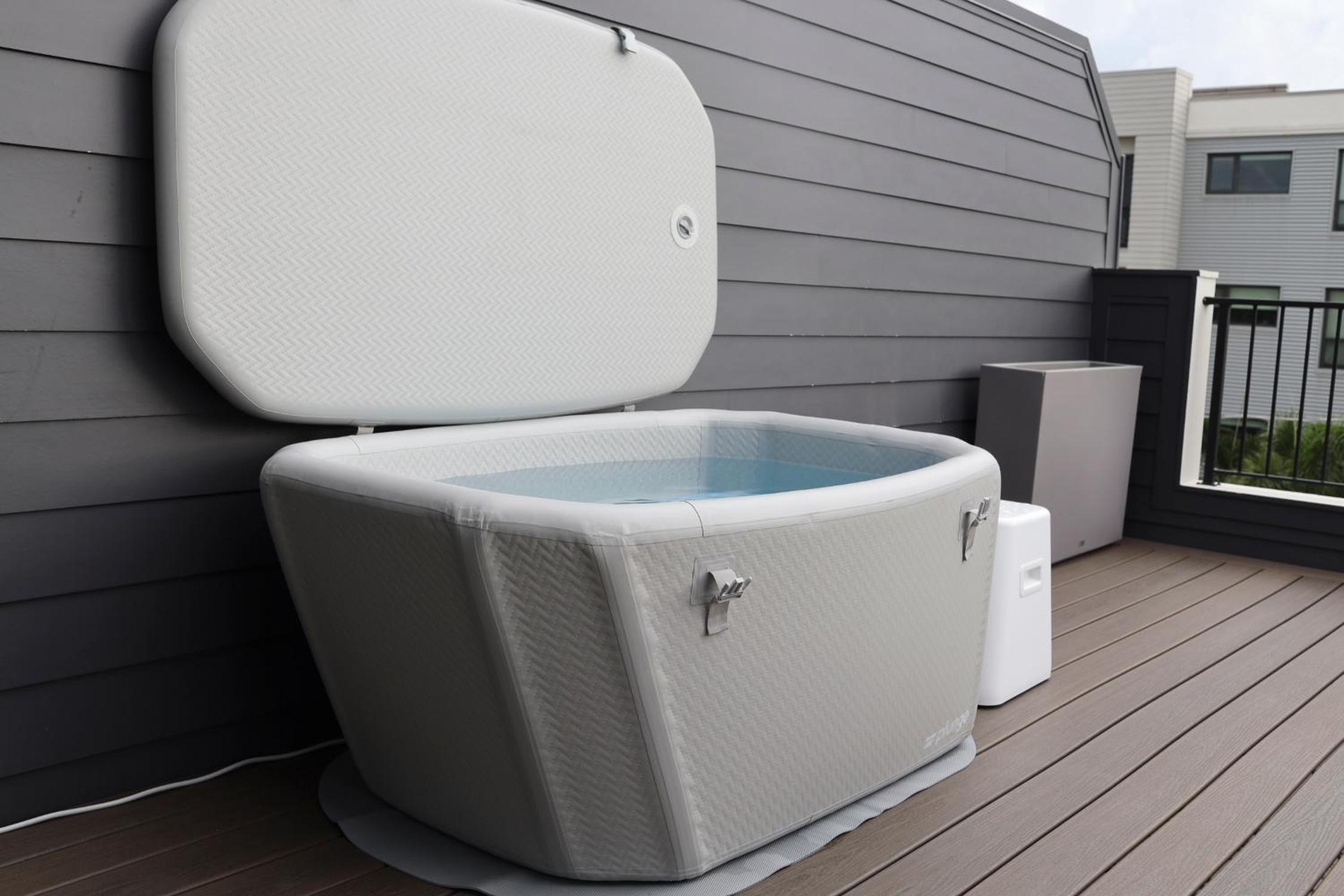 Luxury Wellness Retreat with Sauna and Cold Plunge view 4