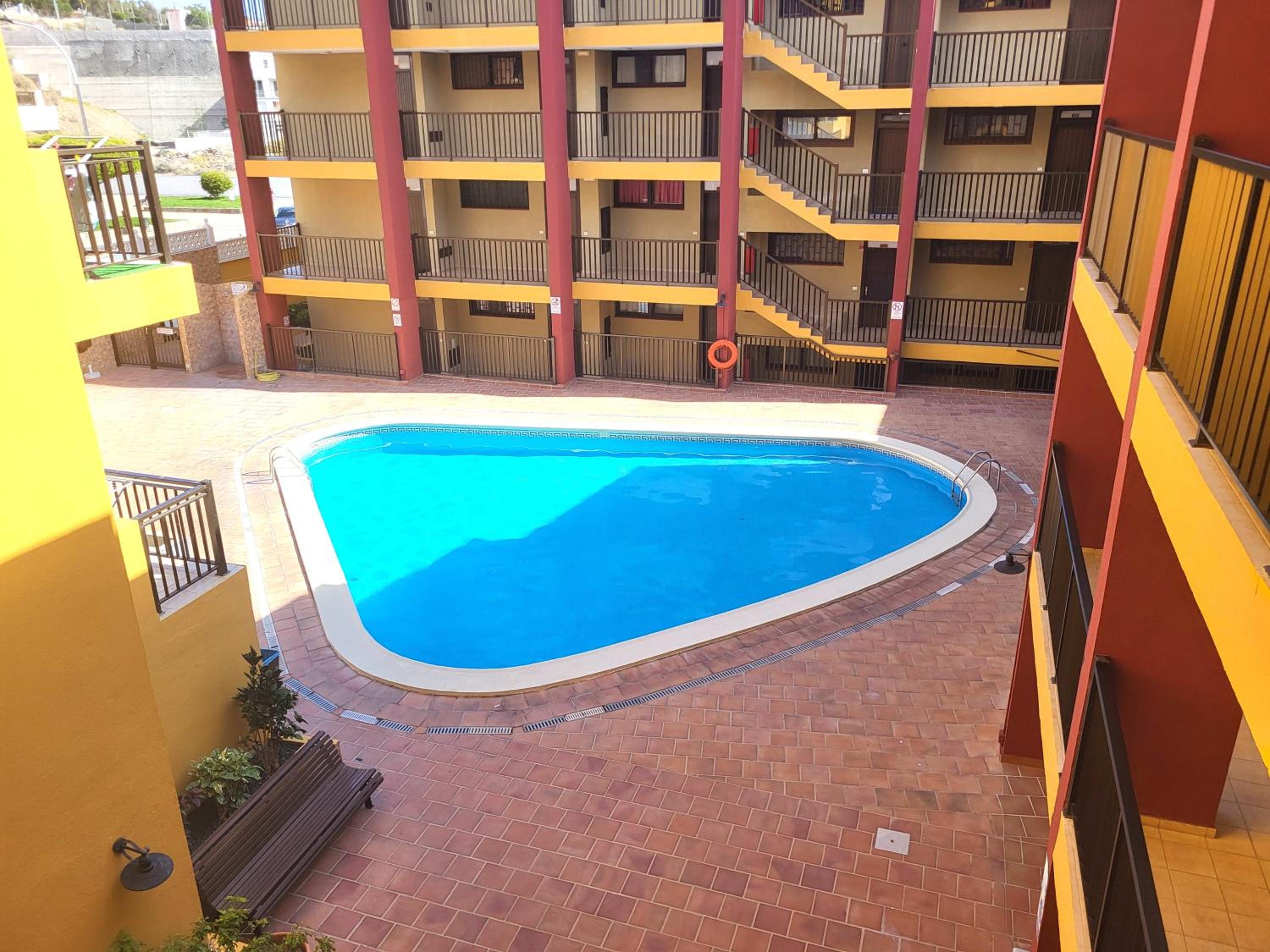 Apartamento Claudia en Lago Santiago con piscina