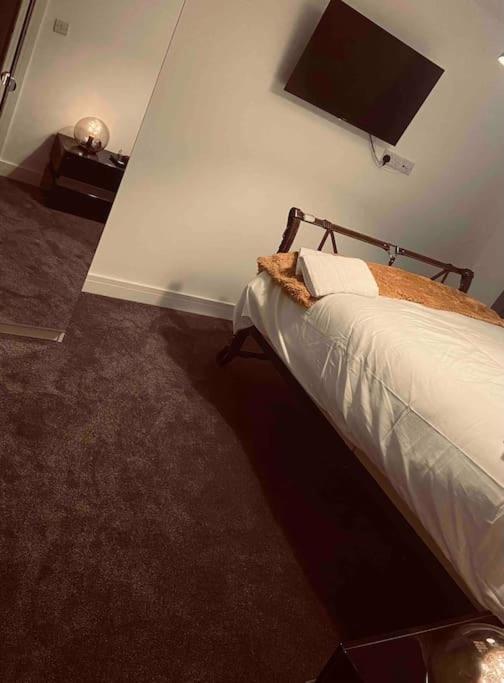 Luxury Home in Hanham view 2