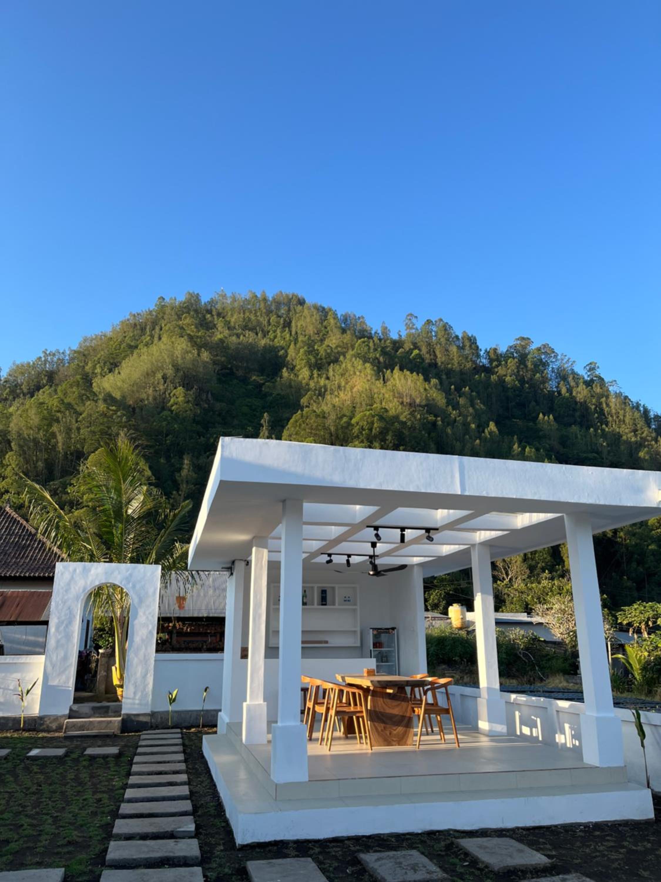 Montana villas by volcano garden