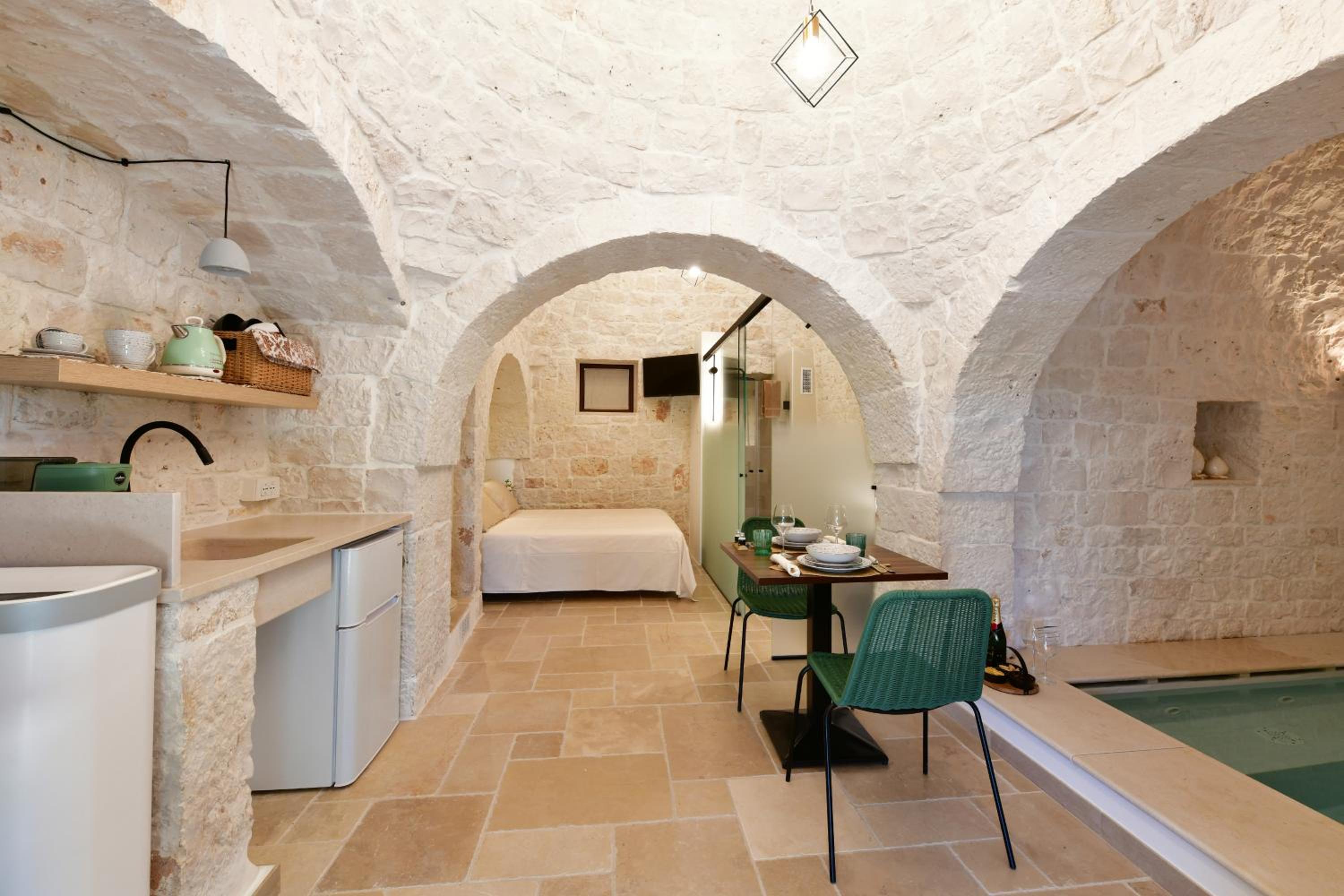 Lamarossa Trulli & Suites