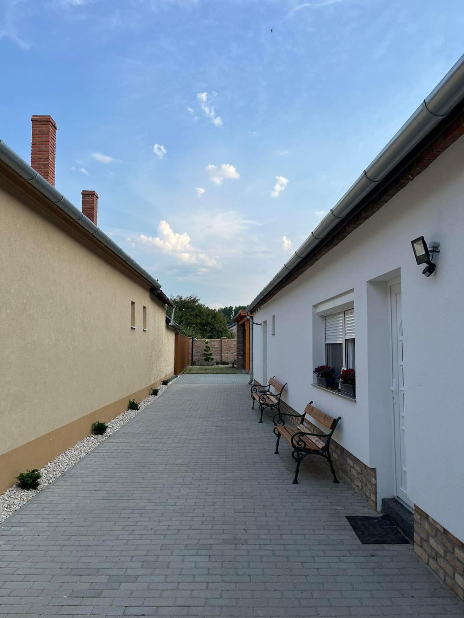Ikervár-lak view 2