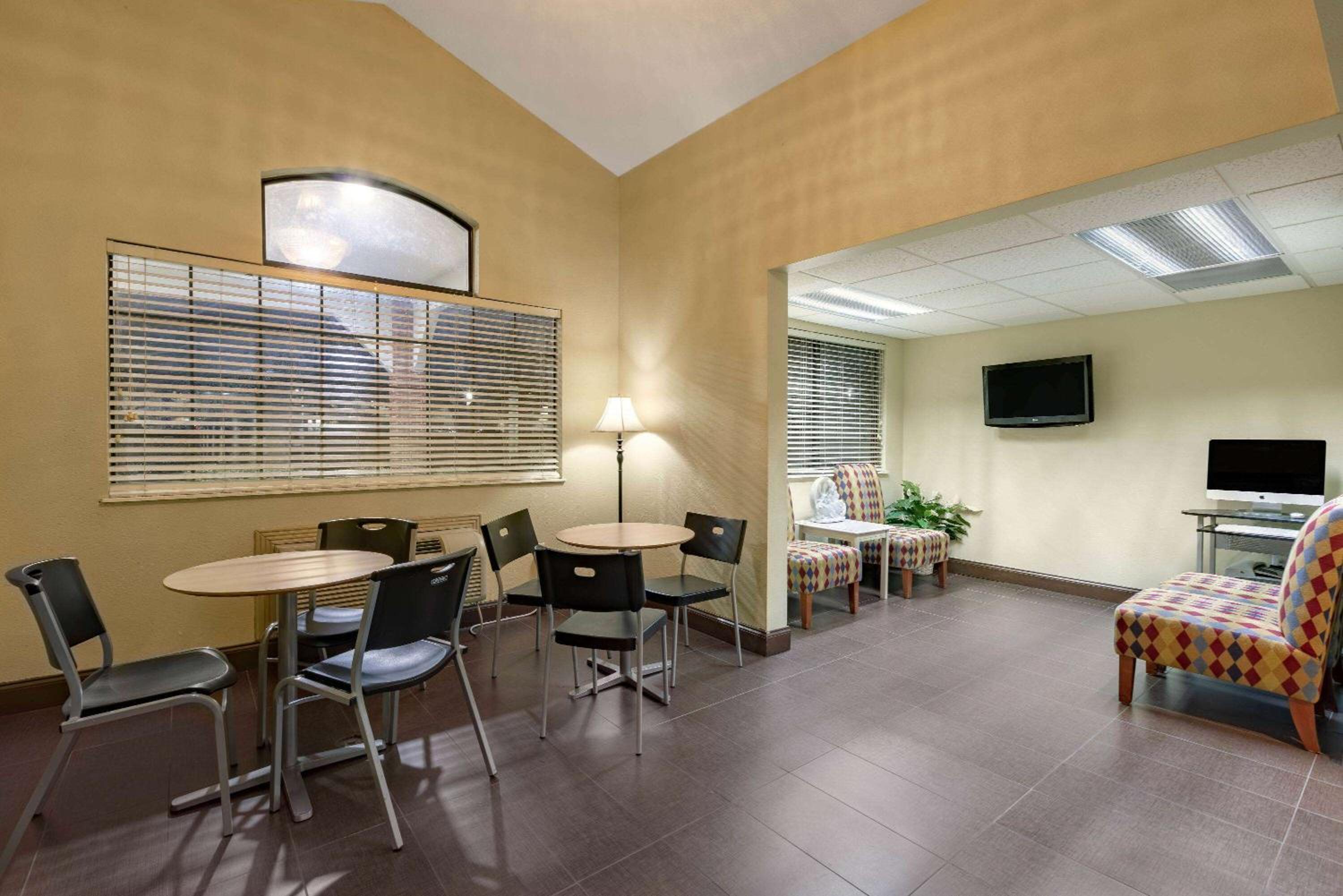 Travelodge by Wyndham Arlington/Dallas Area, Zdjęcie 28