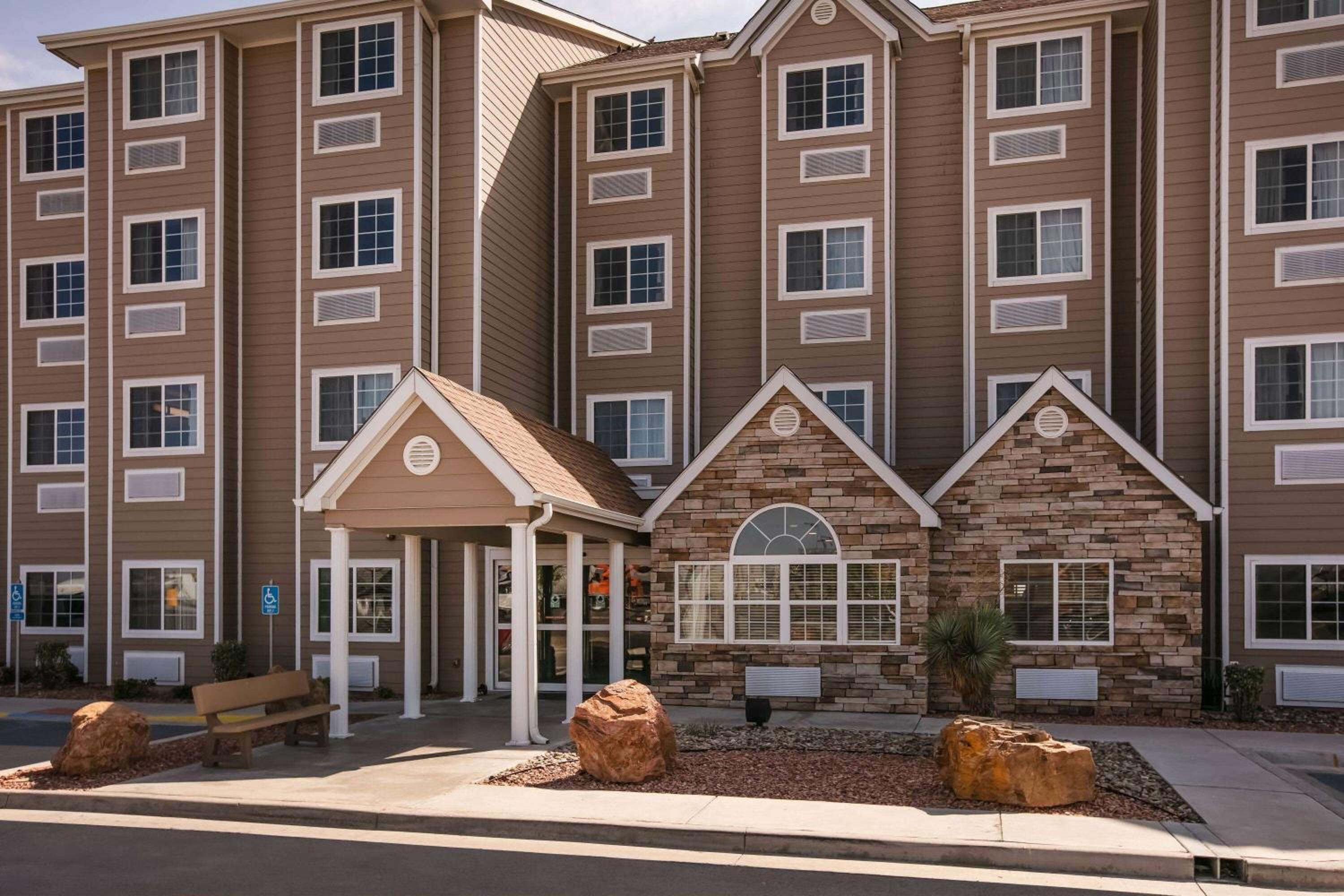 Microtel Inn and Suites Pecos, 写真 32
