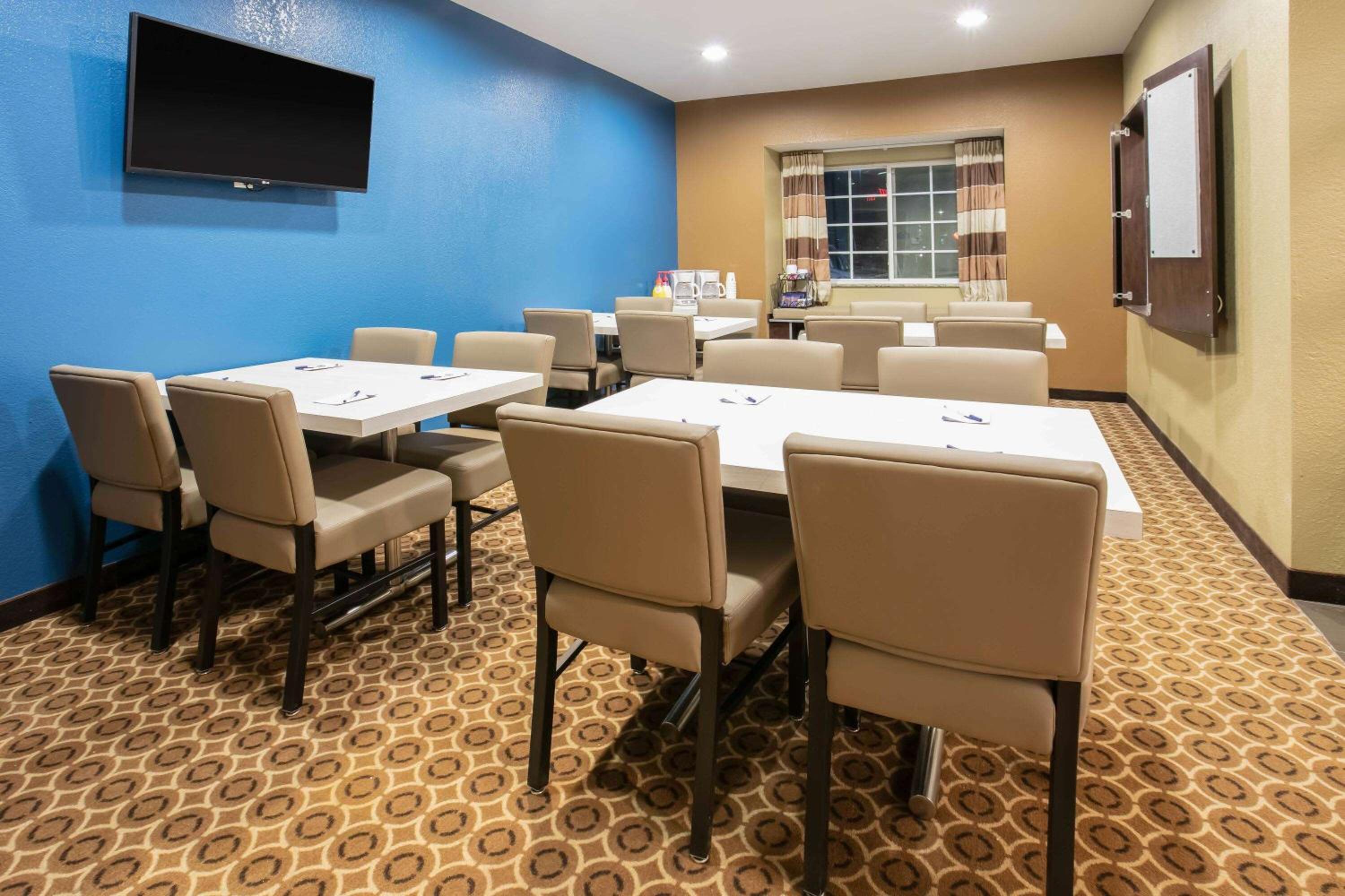 Microtel Inn and Suites Pecos, 写真 41