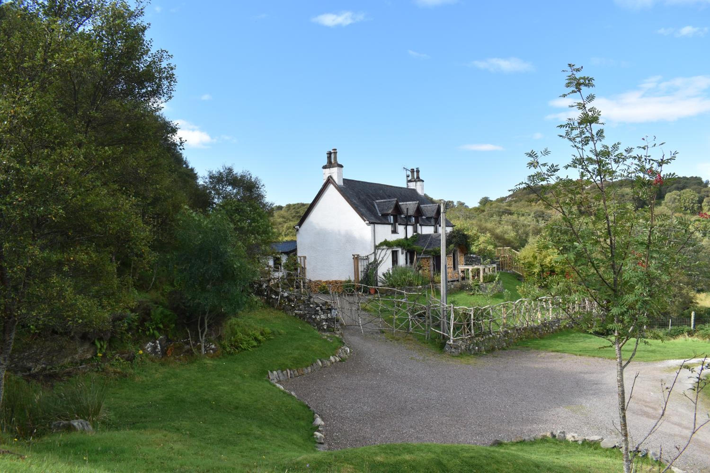 Hotel Ardmore Shepherd's Hut - Image 1