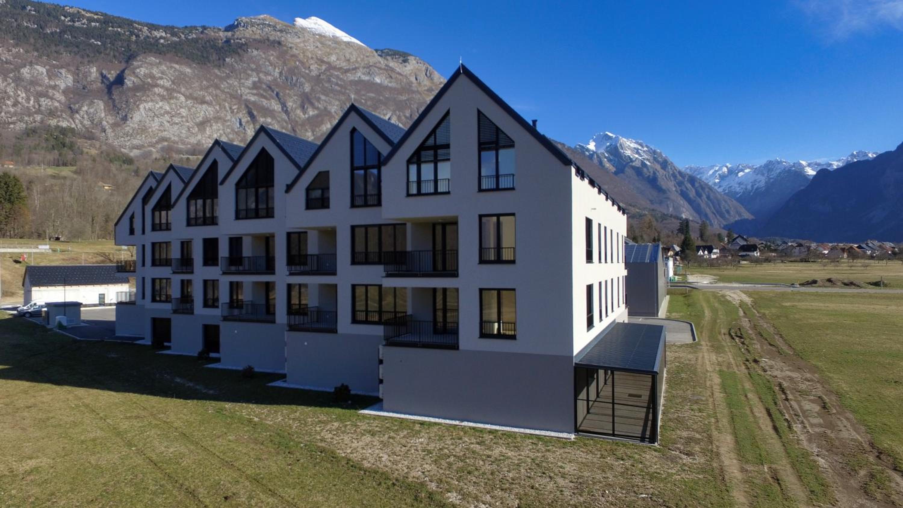Riverstone Retreat Bovec view 4