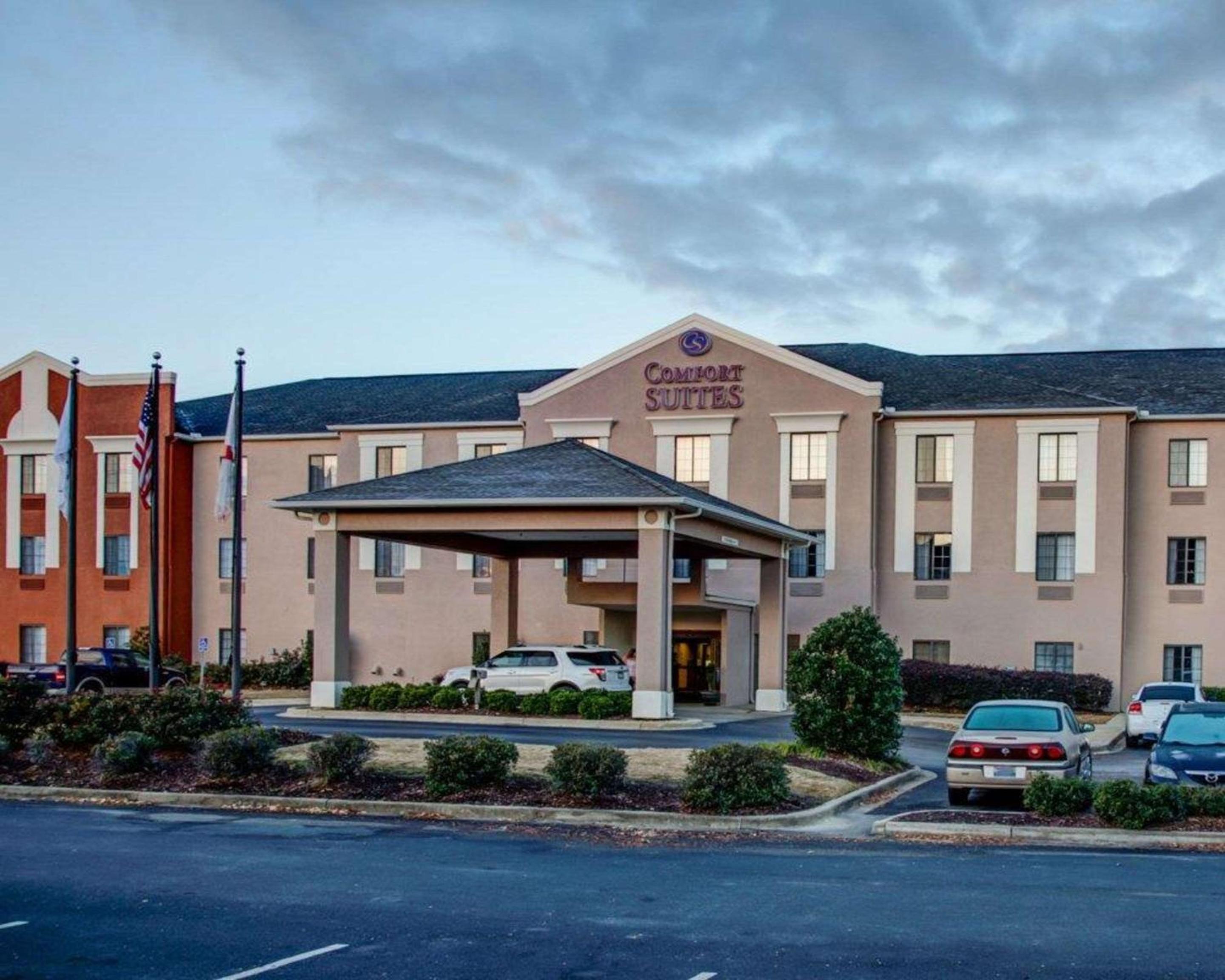 Gadsden Vacations - Comfort Suites Gadsden Attalla - Property Image 14