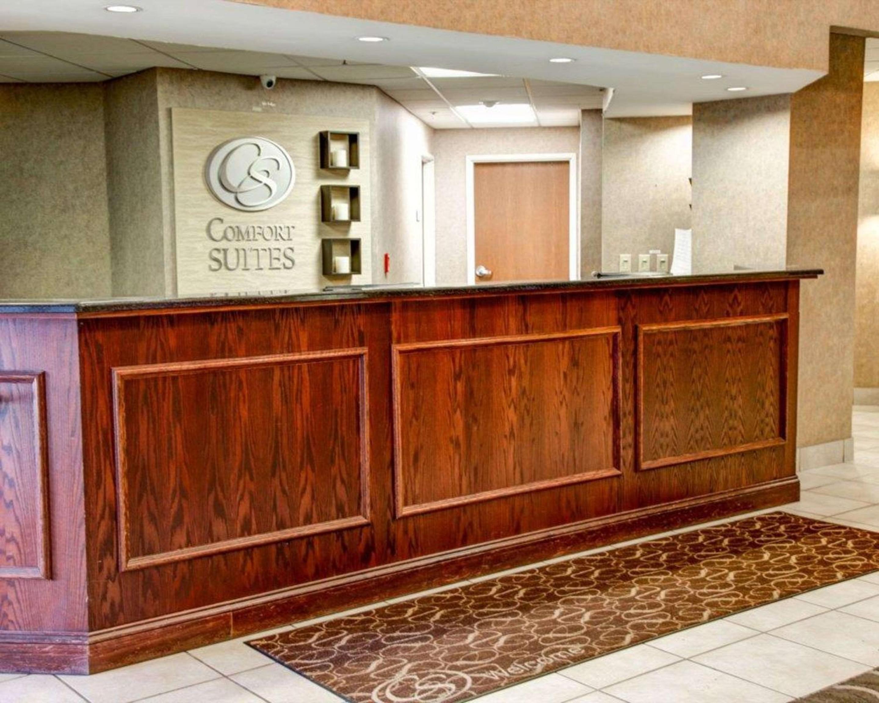 Gadsden Vacations - Comfort Suites Gadsden Attalla - Property Image 1