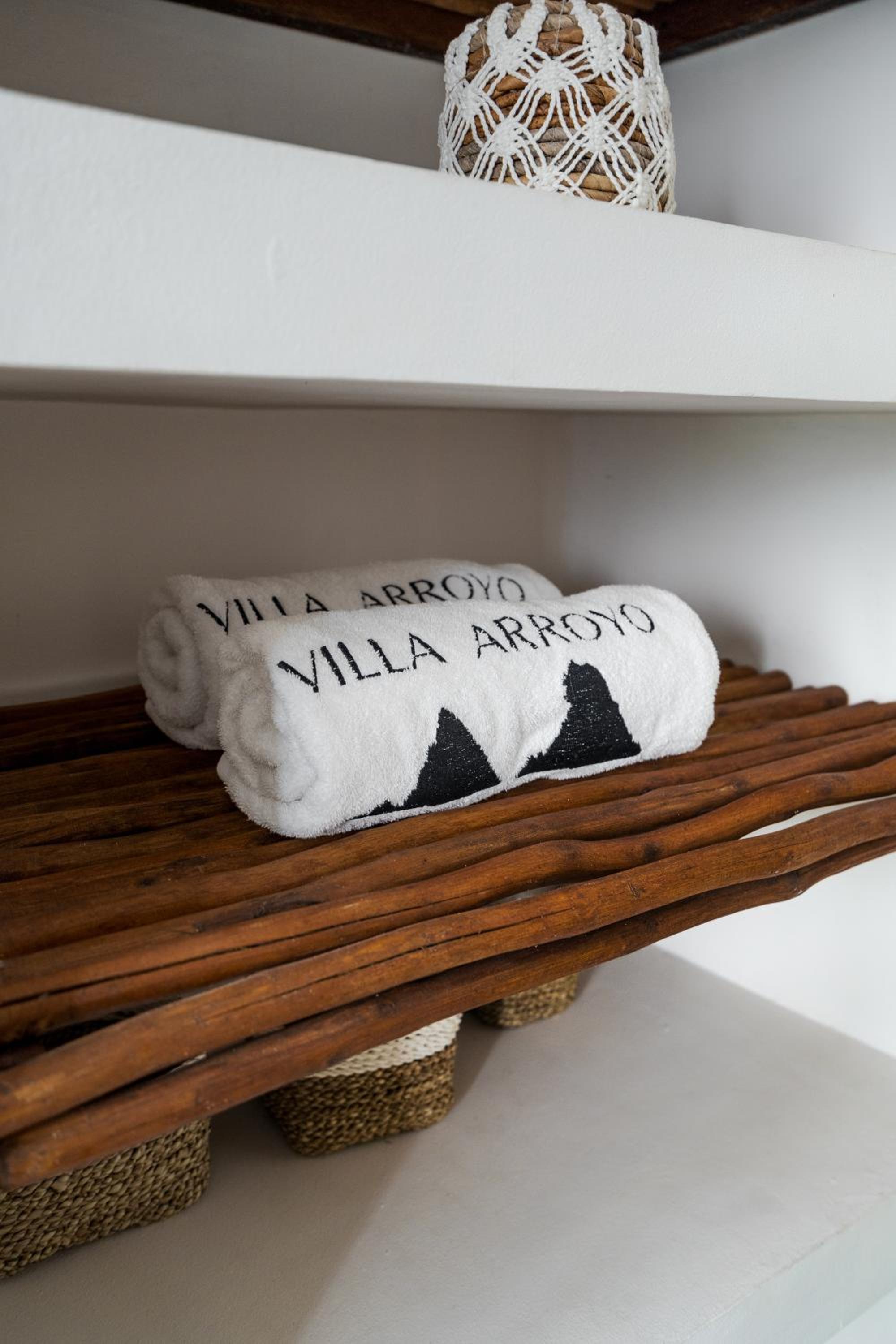 Villa Arroyo by BaliSuperHost
