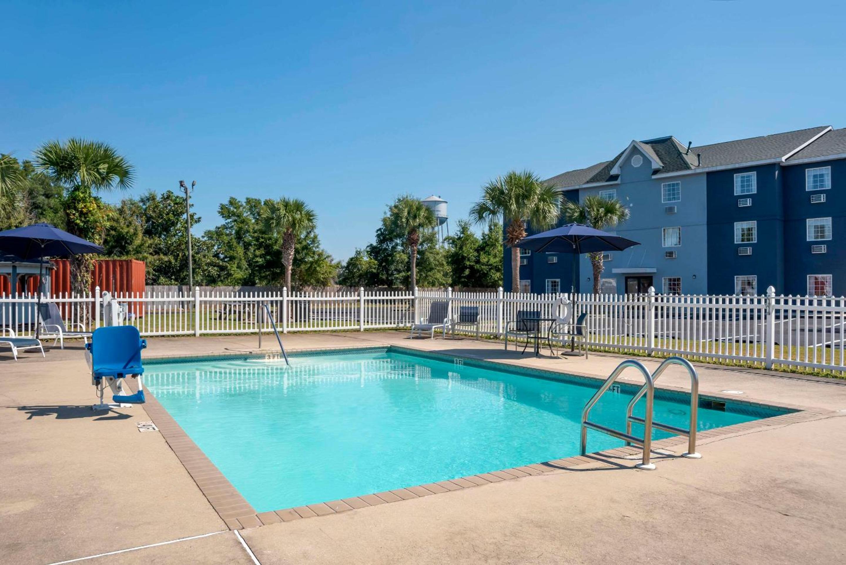 Comfort Inn Pensacola near NAS Corry Station