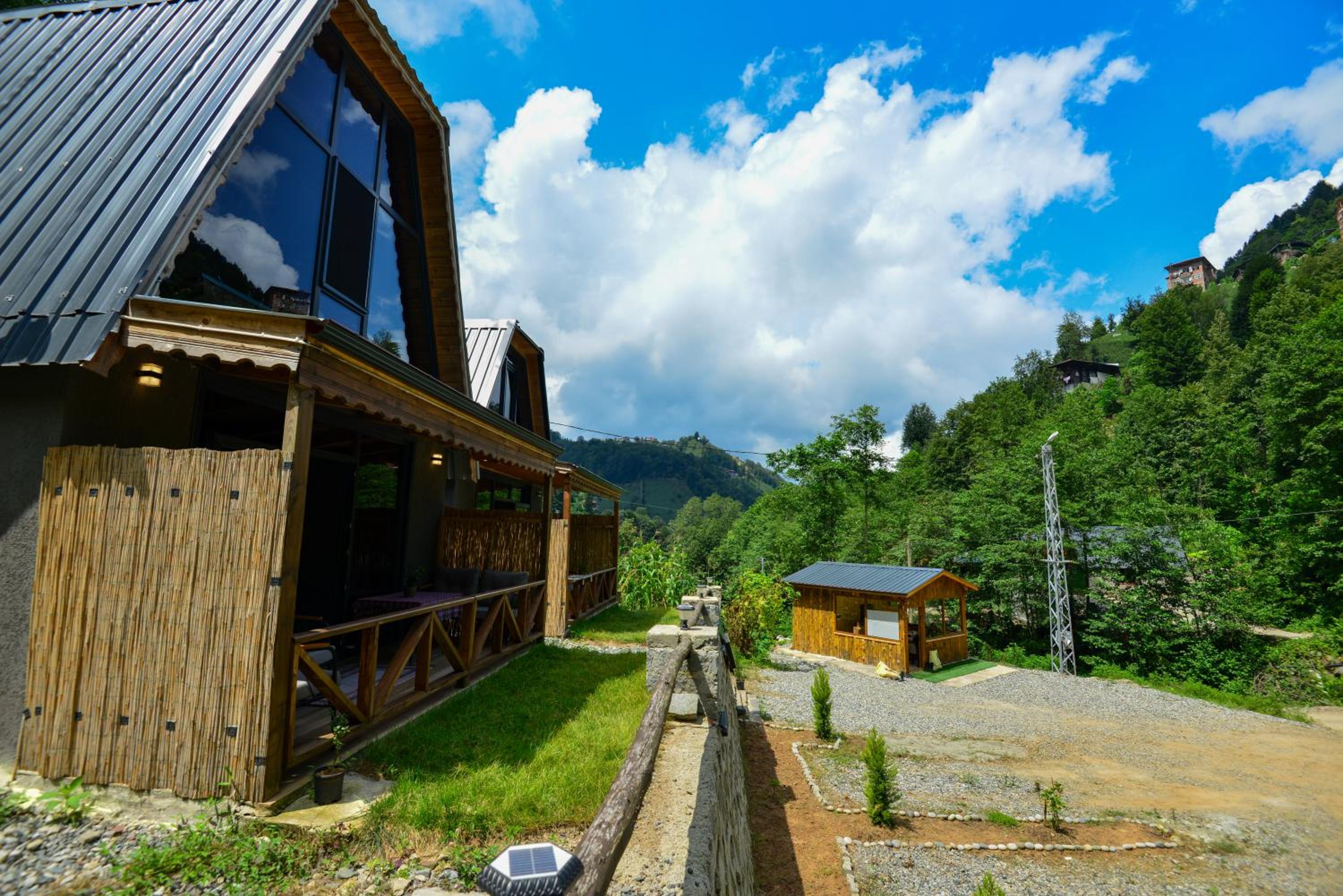 Eça River Bungalov