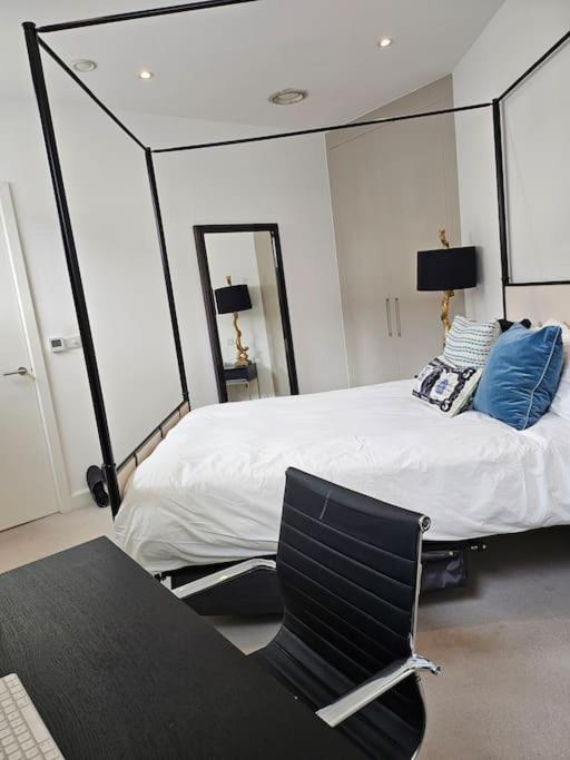 Fulham Design Apartment