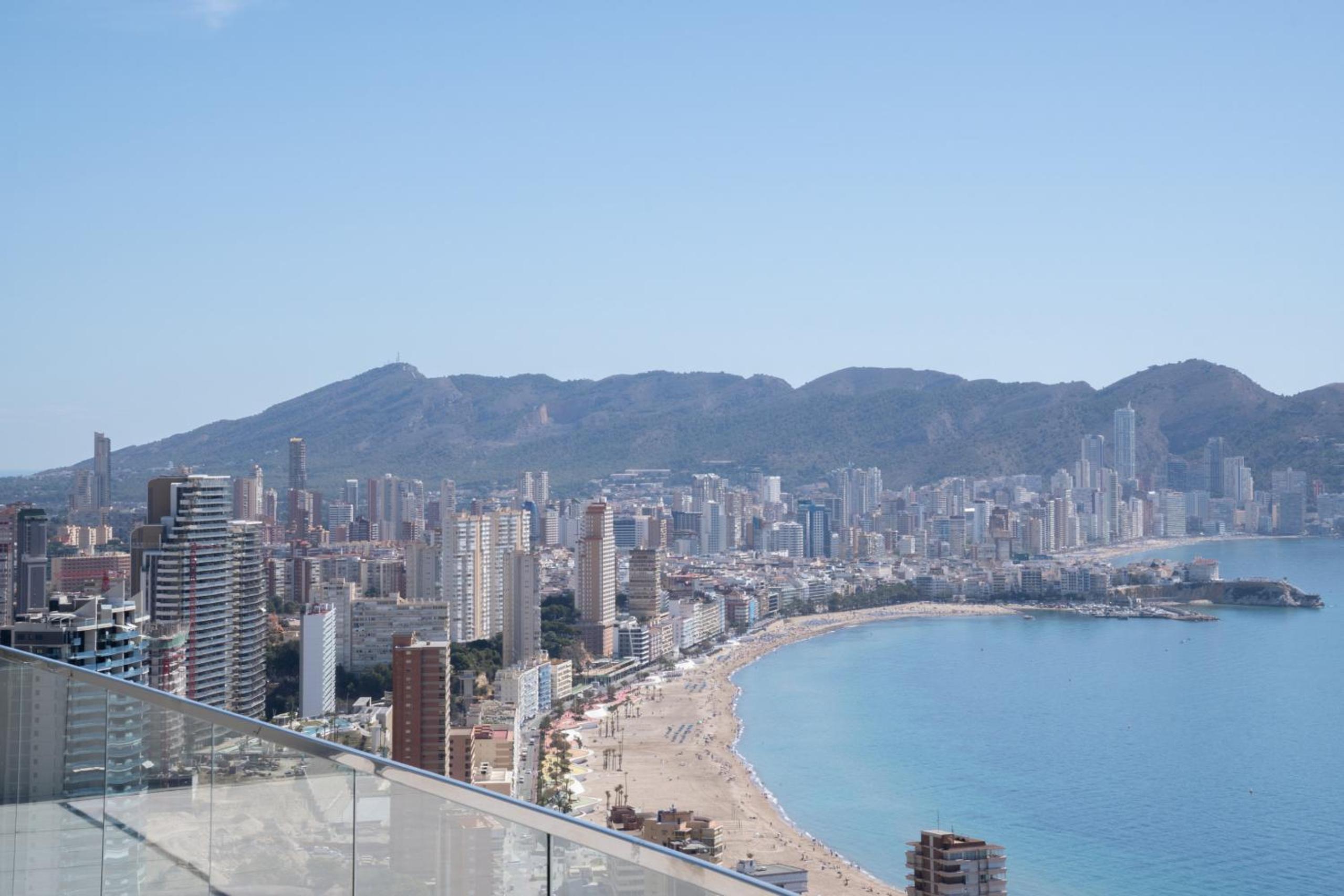 Benidorm Beach - beautiful beachside getaway by Costa Activa Rentals