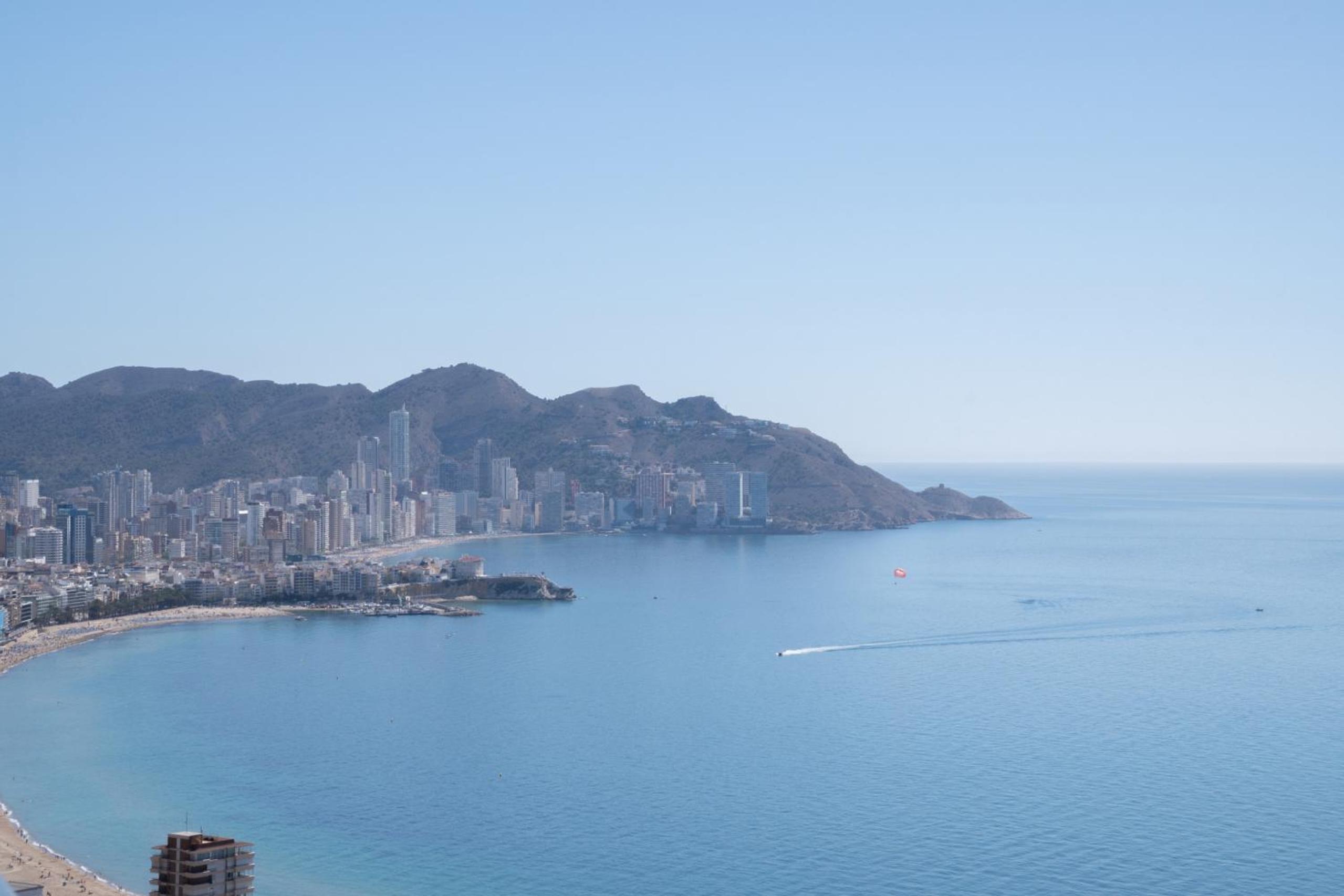 Benidorm Beach - beautiful beachside getaway by Costa Activa Rentals