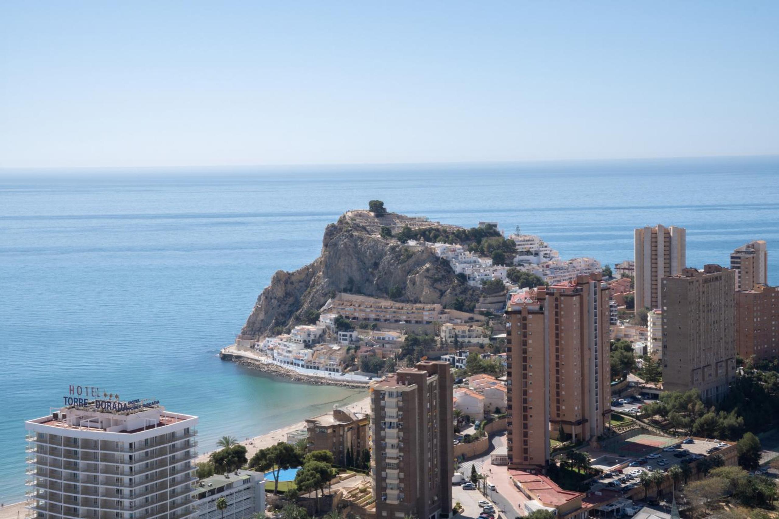 Benidorm Beach - beautiful beachside getaway by Costa Activa Rentals