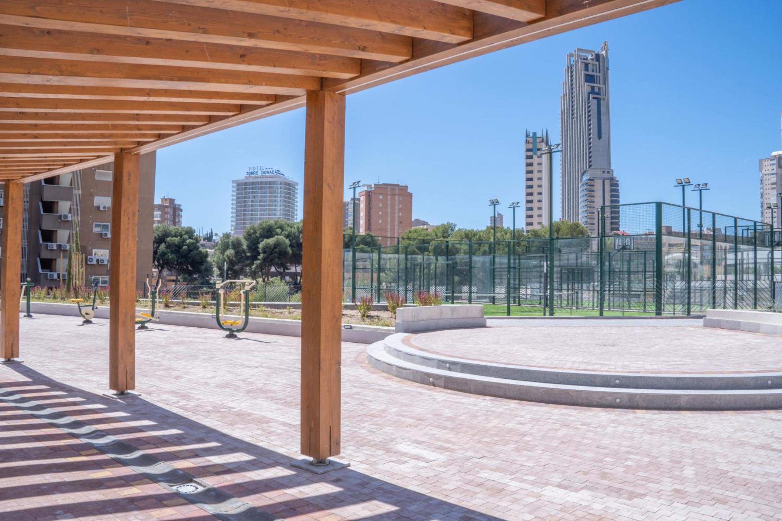 Benidorm Beach - beautiful beachside getaway by Costa Activa Rentals