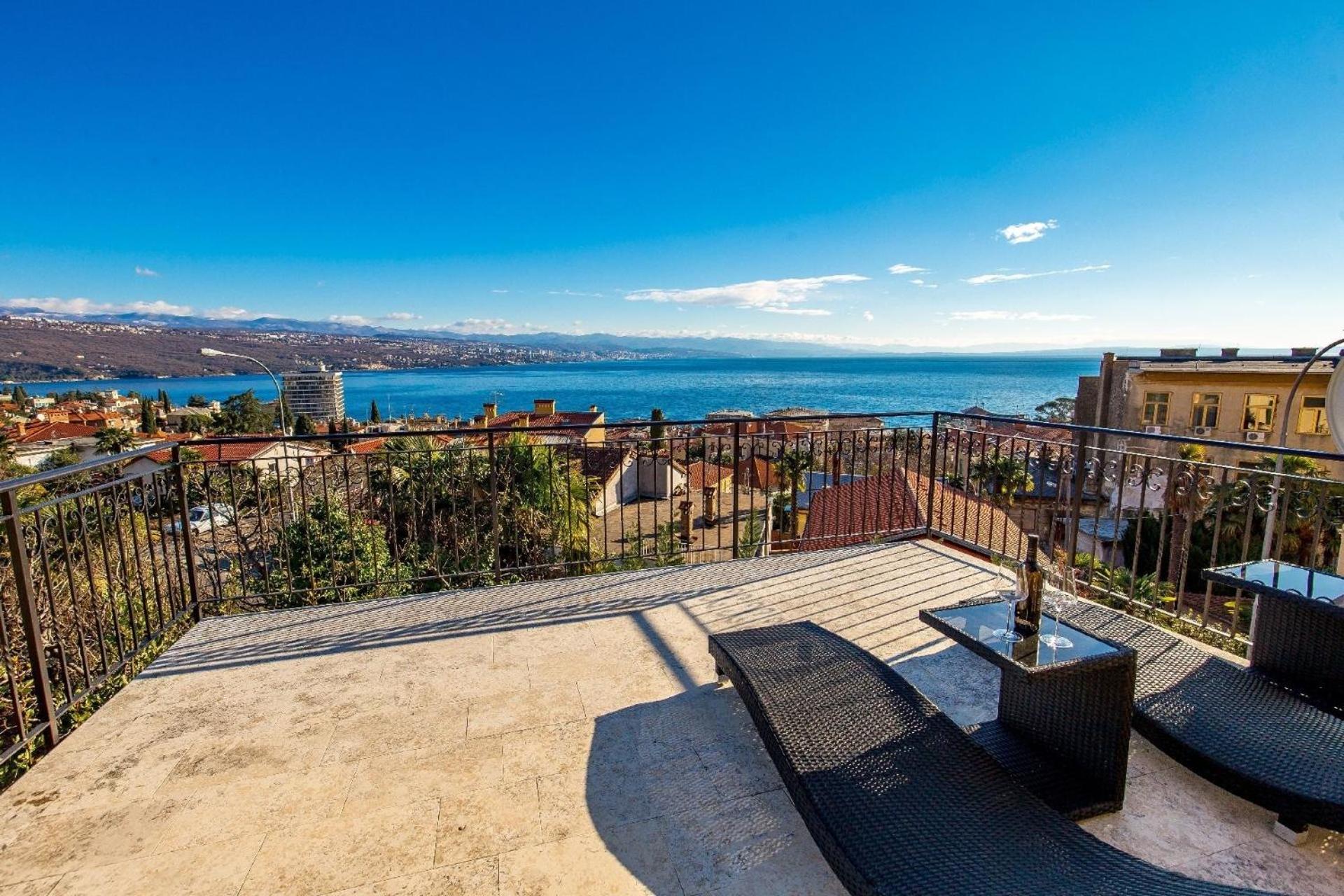 Charmante Villa Vilma In Opatija view 3