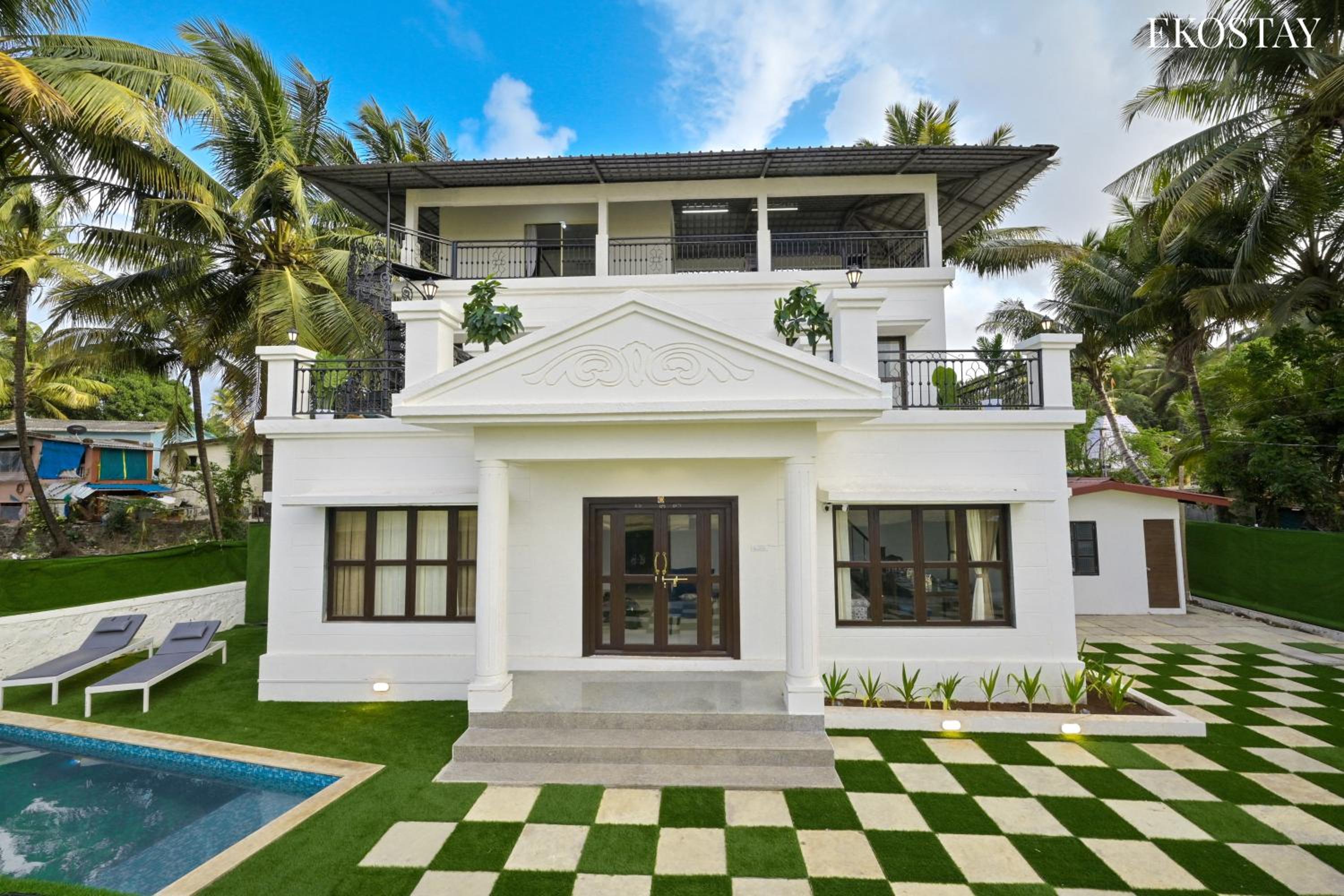 EKOSTAY Luxe - Oceanic Villa view 3