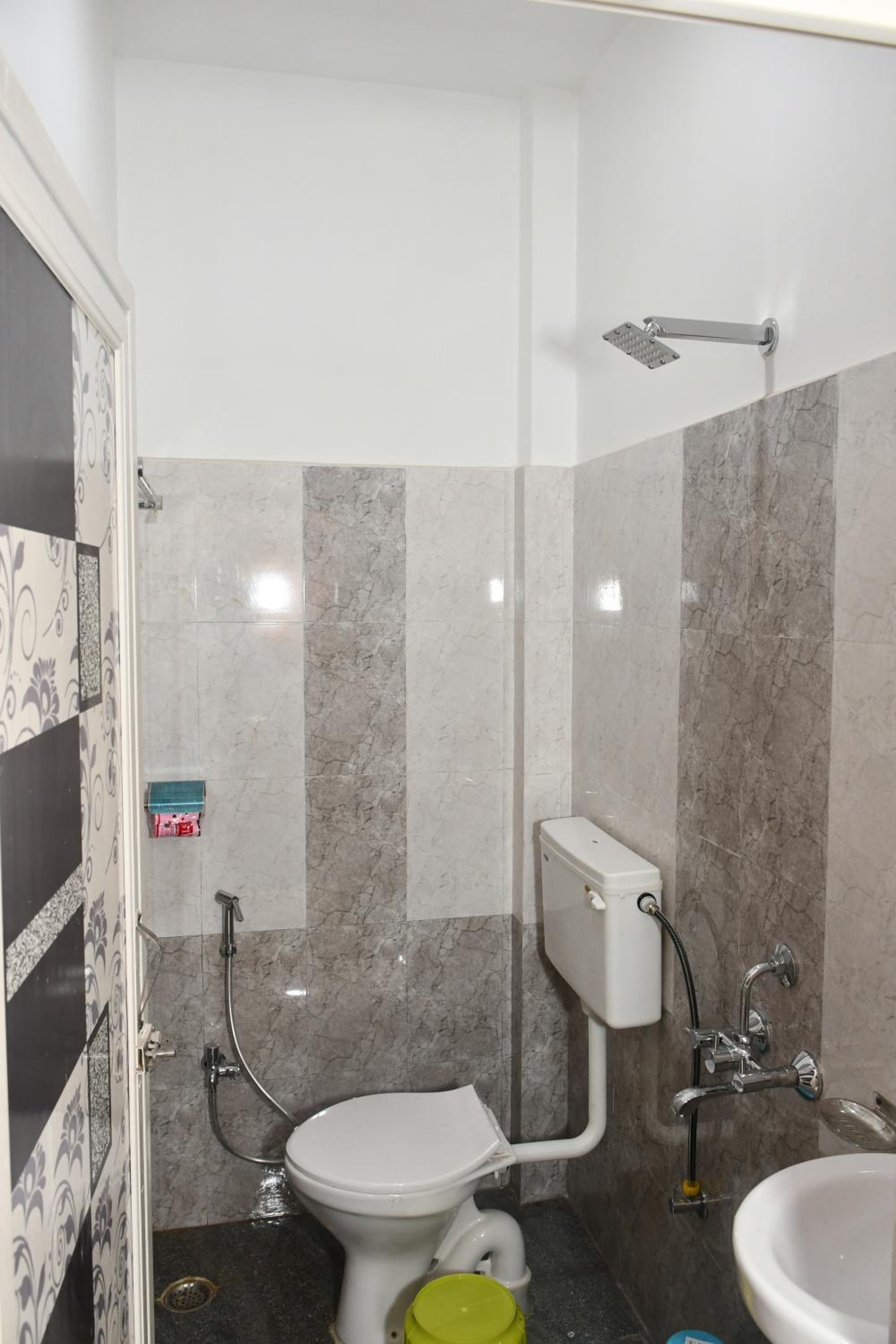 Platinum Lodge