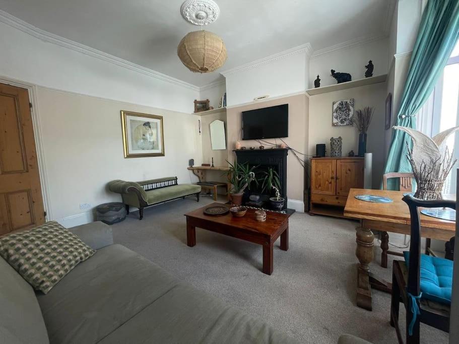 Hove Beach House