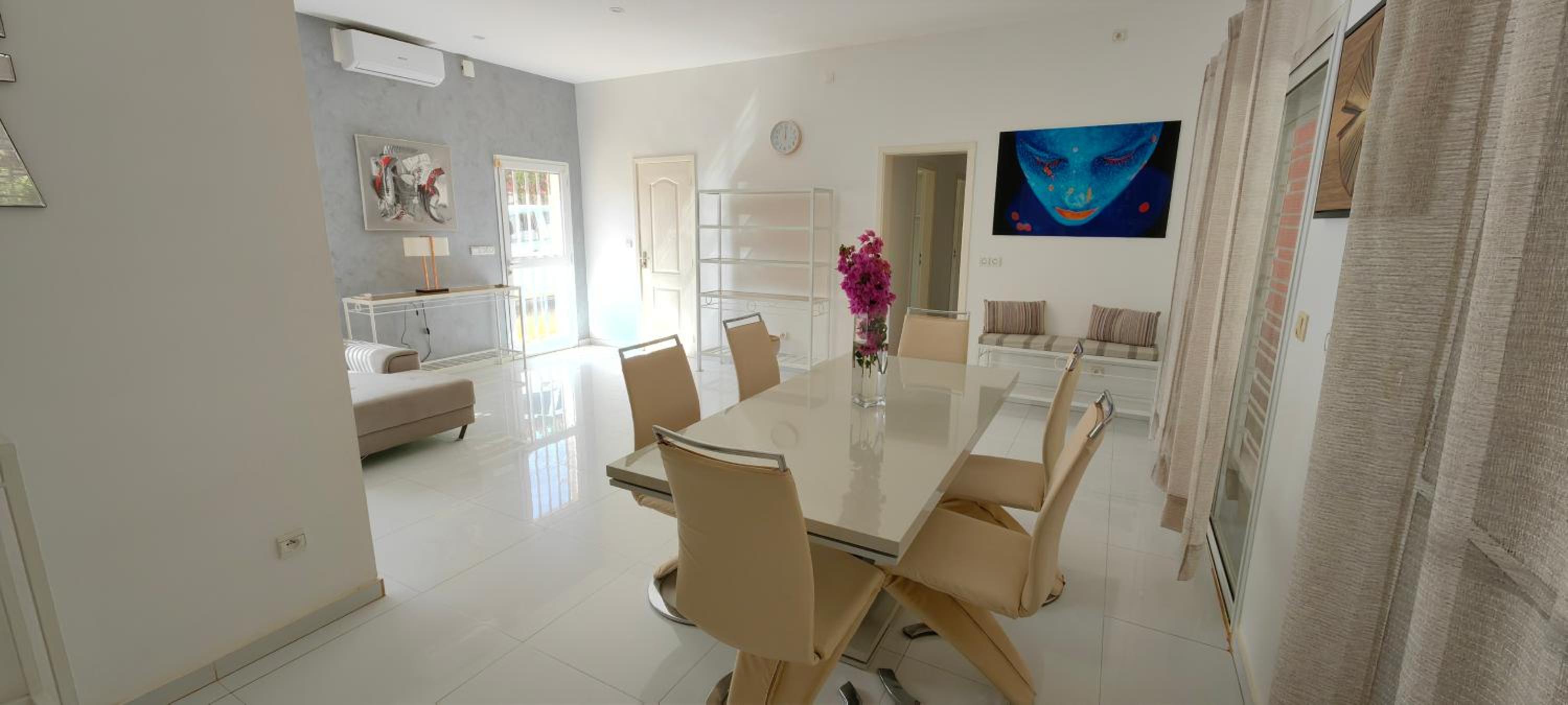 Modern 4BR Villa view 3