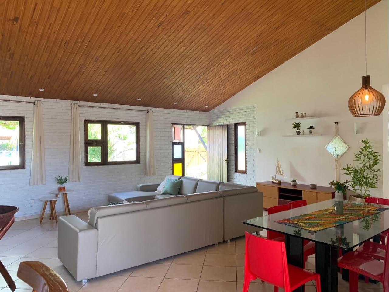 Villa Mela - Casa com piscina a poucos metros da Praia de Ipioca - Hibiscus