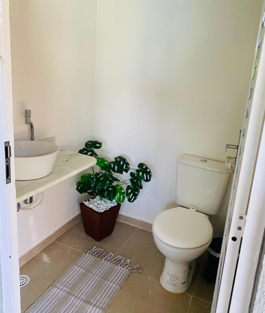 Villa Mela - Casa com piscina a poucos metros da Praia de Ipioca - Hibiscus
