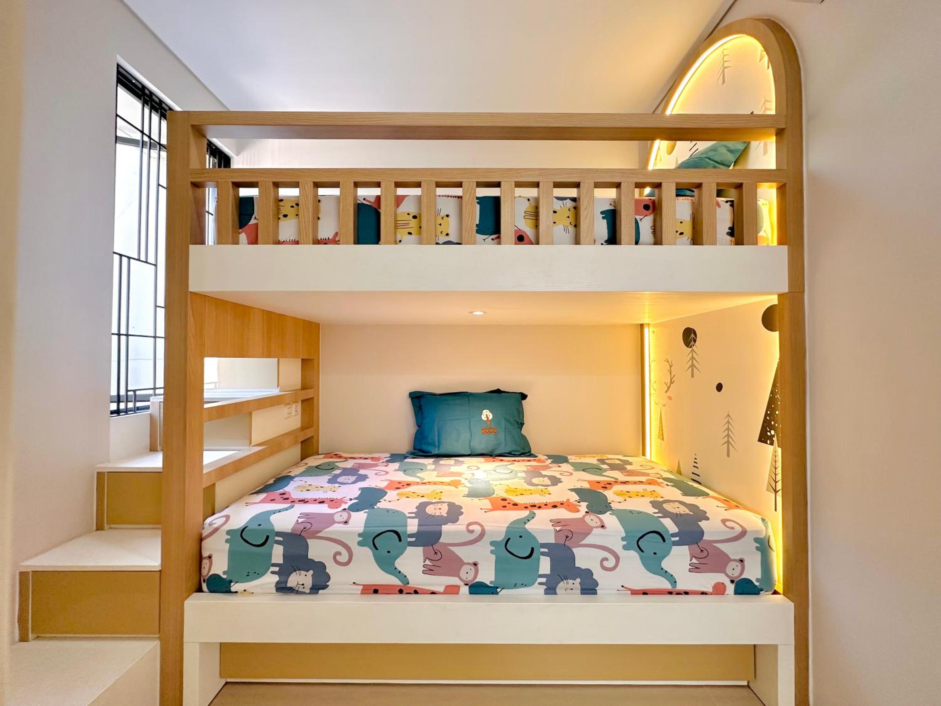 Charming 4BR House in Northwest Park, West Surabaya by Le Ciel Hospitality view 2