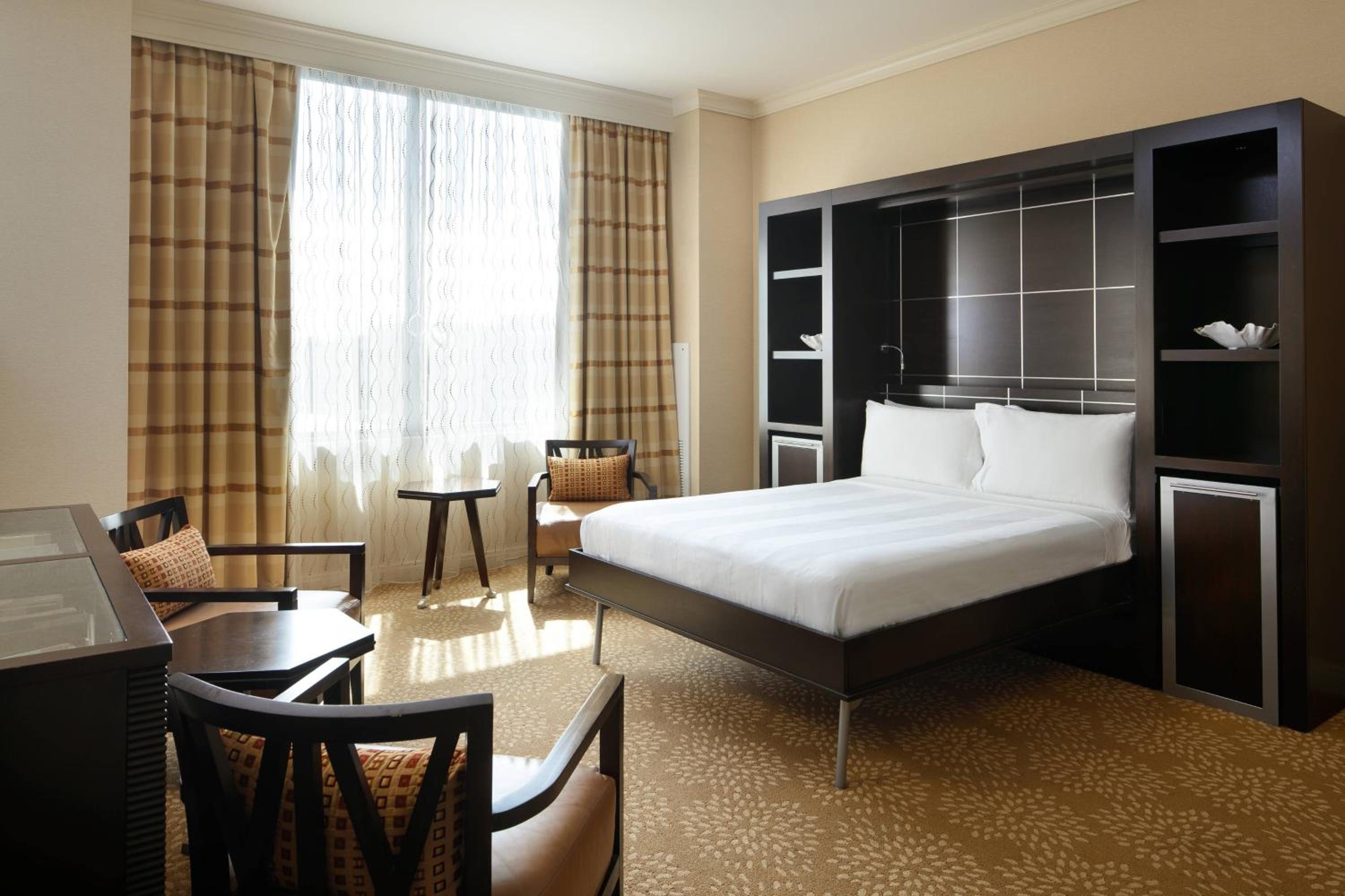 Milwaukee Vacations - Milwaukee Marriott Downtown - Property Image 8