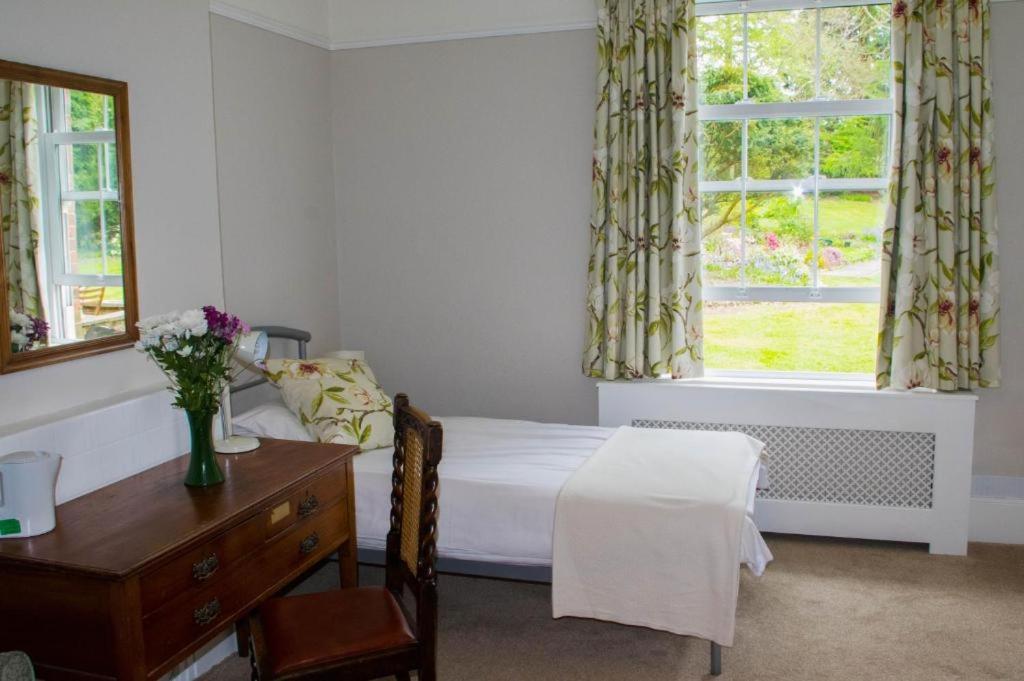 Claridge House Retreat Centre Including Vegetarian Or Vegan Breakfast