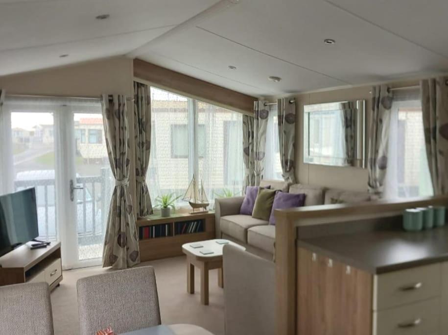 Lagooncombe modern and cosy holiday home view 5
