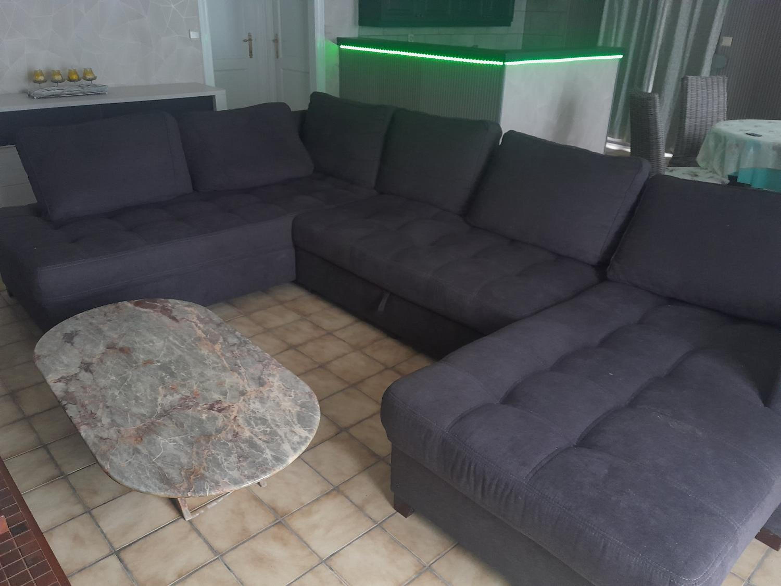 Cama