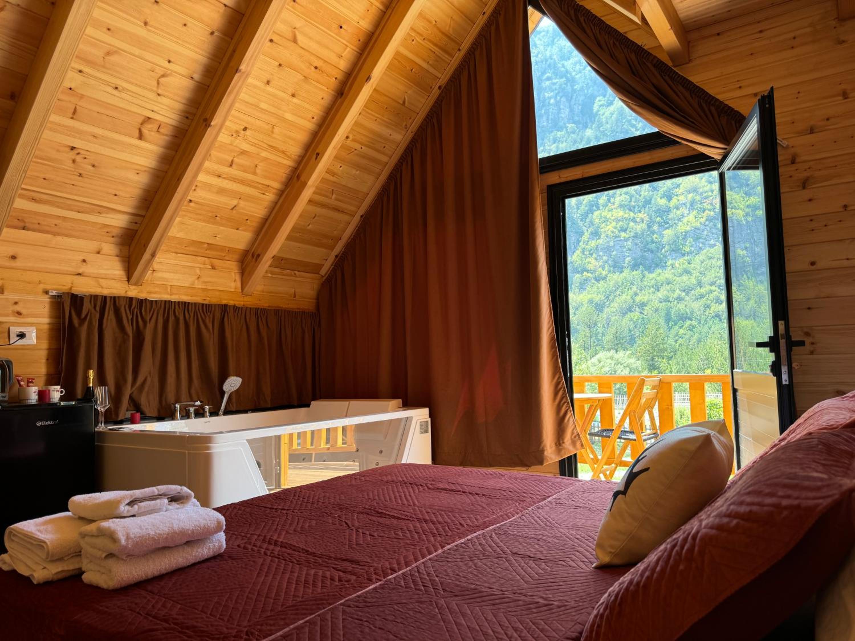 Thethi Villas