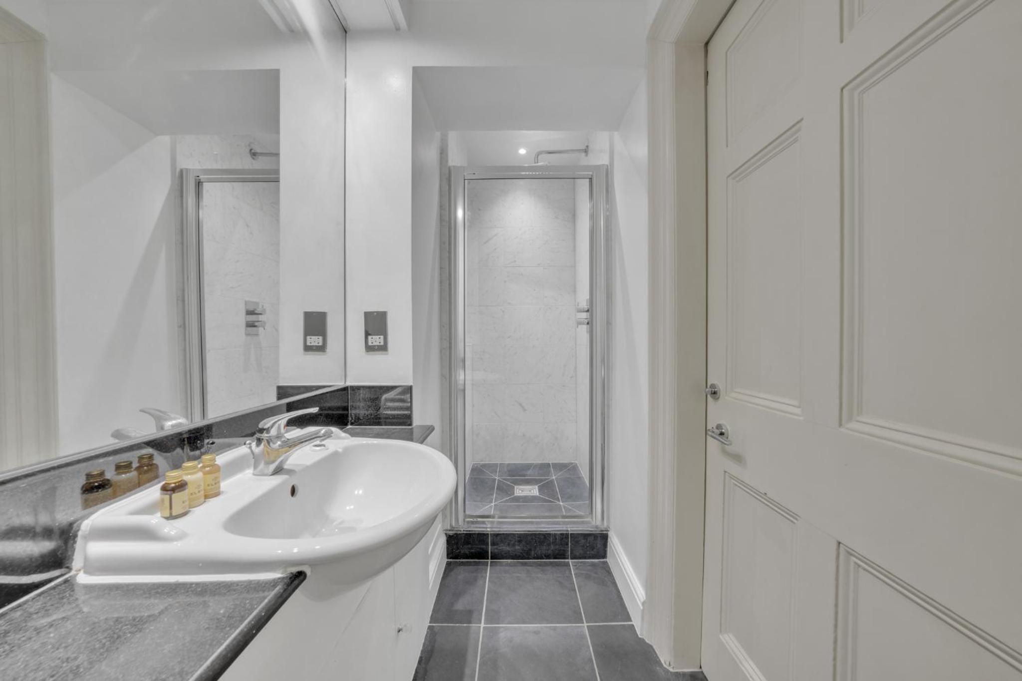 Knightsbridge - Hans Place Apartments
