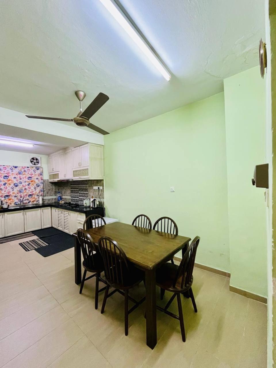Jizek Homestay Bajet