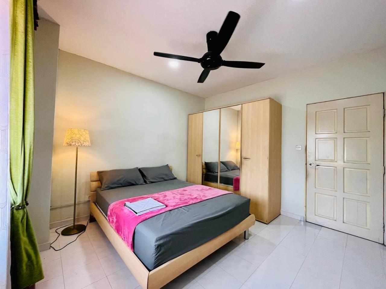 Jizek Homestay Bajet