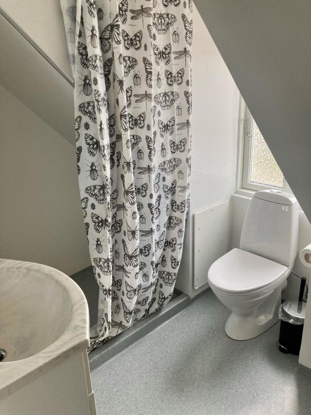 3 Bedroom Apartment In Frederikshavn City With Free Parking