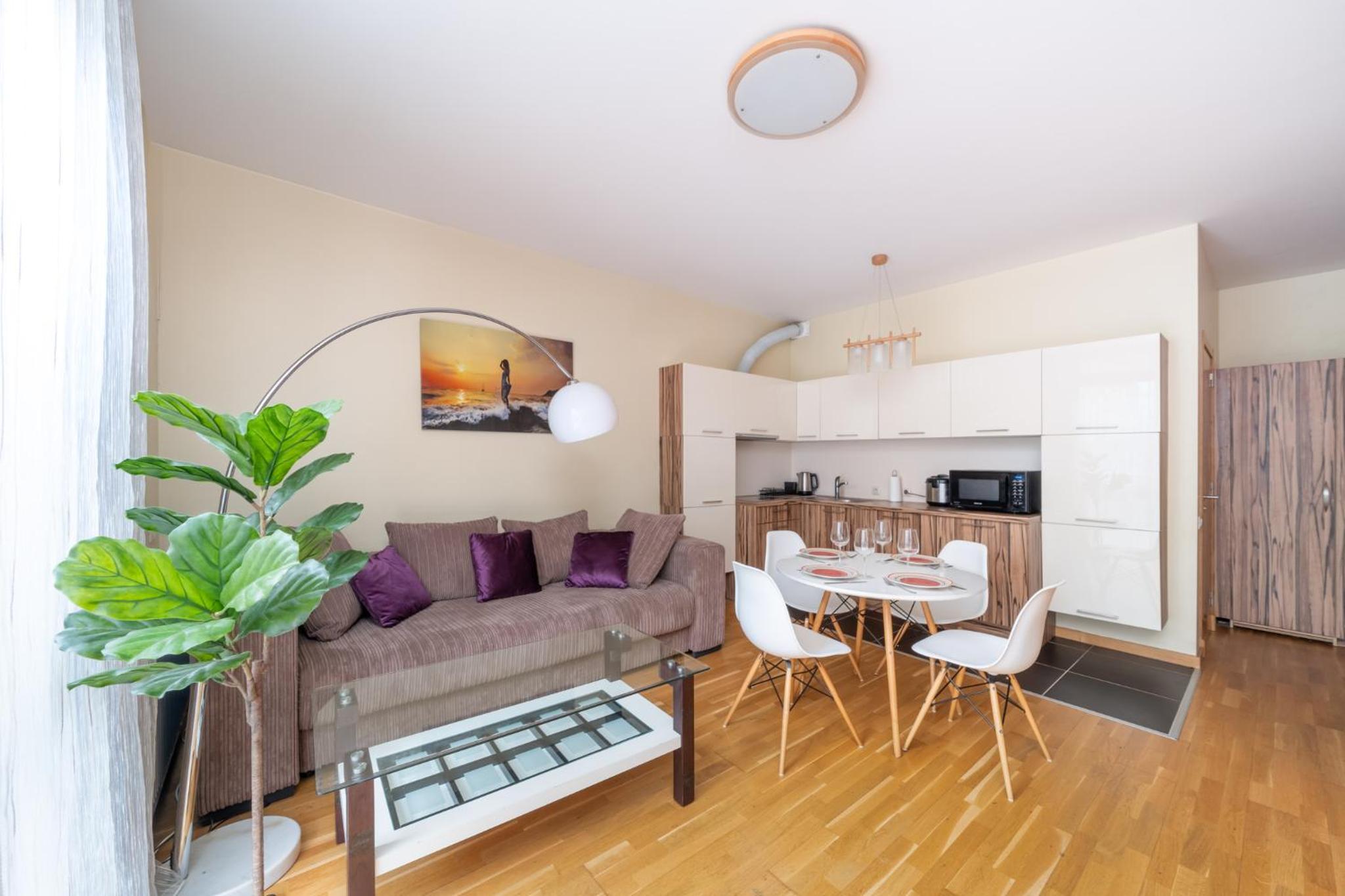 Spacious apartment in a park zone with the private terrace